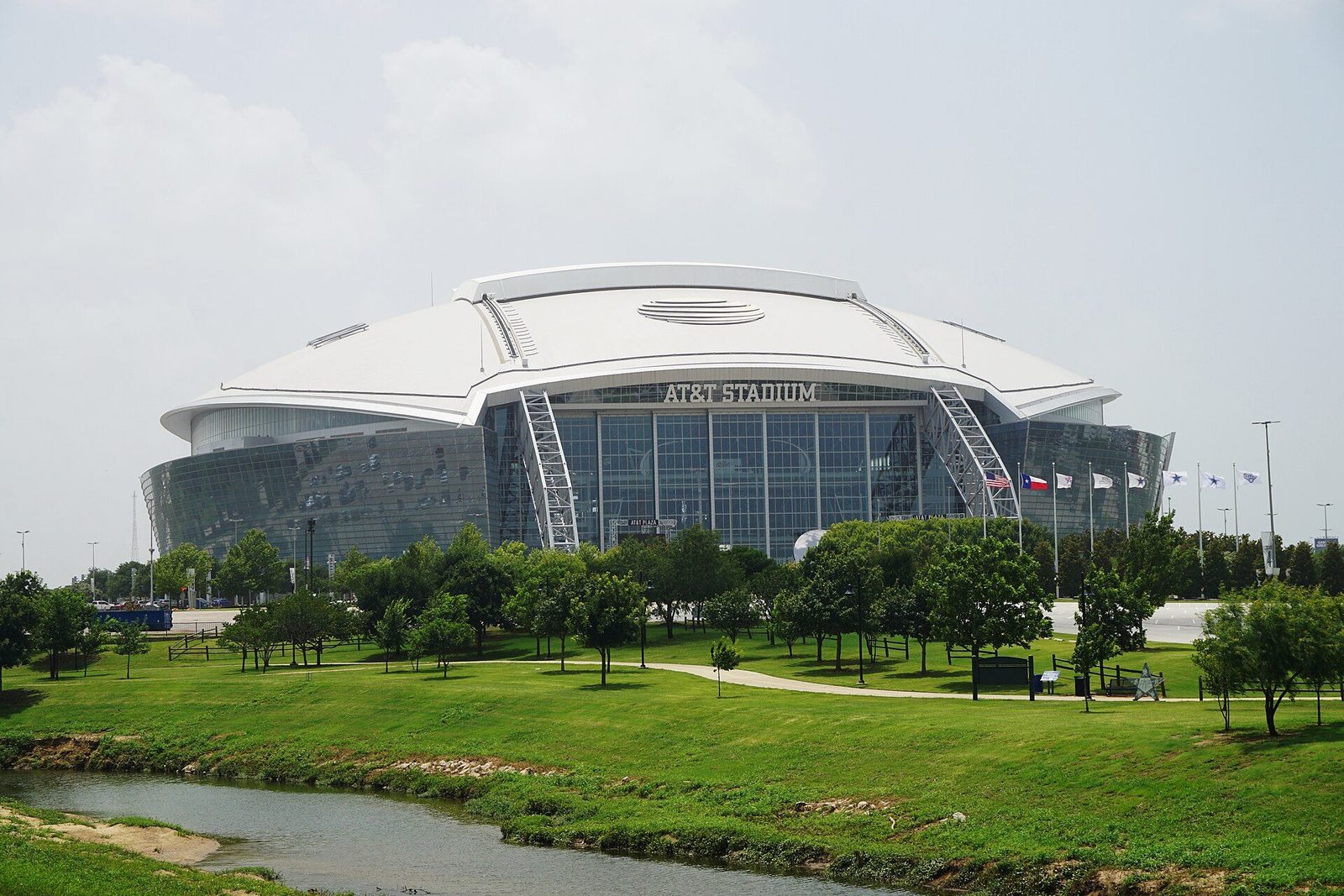 Arlington attraction planning at AT&T Stadium