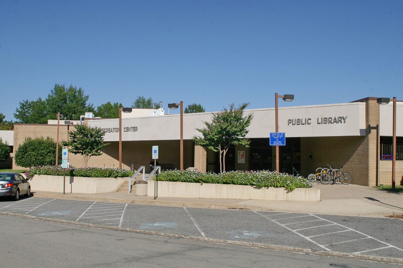 Arlington shopping route around Arlington Highlands