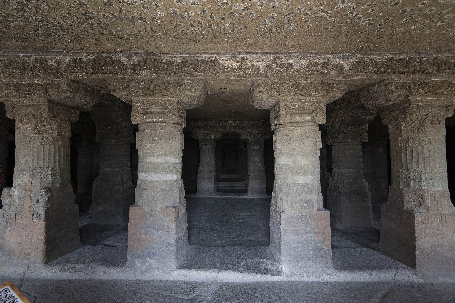 Shopping scene in Aurangabad