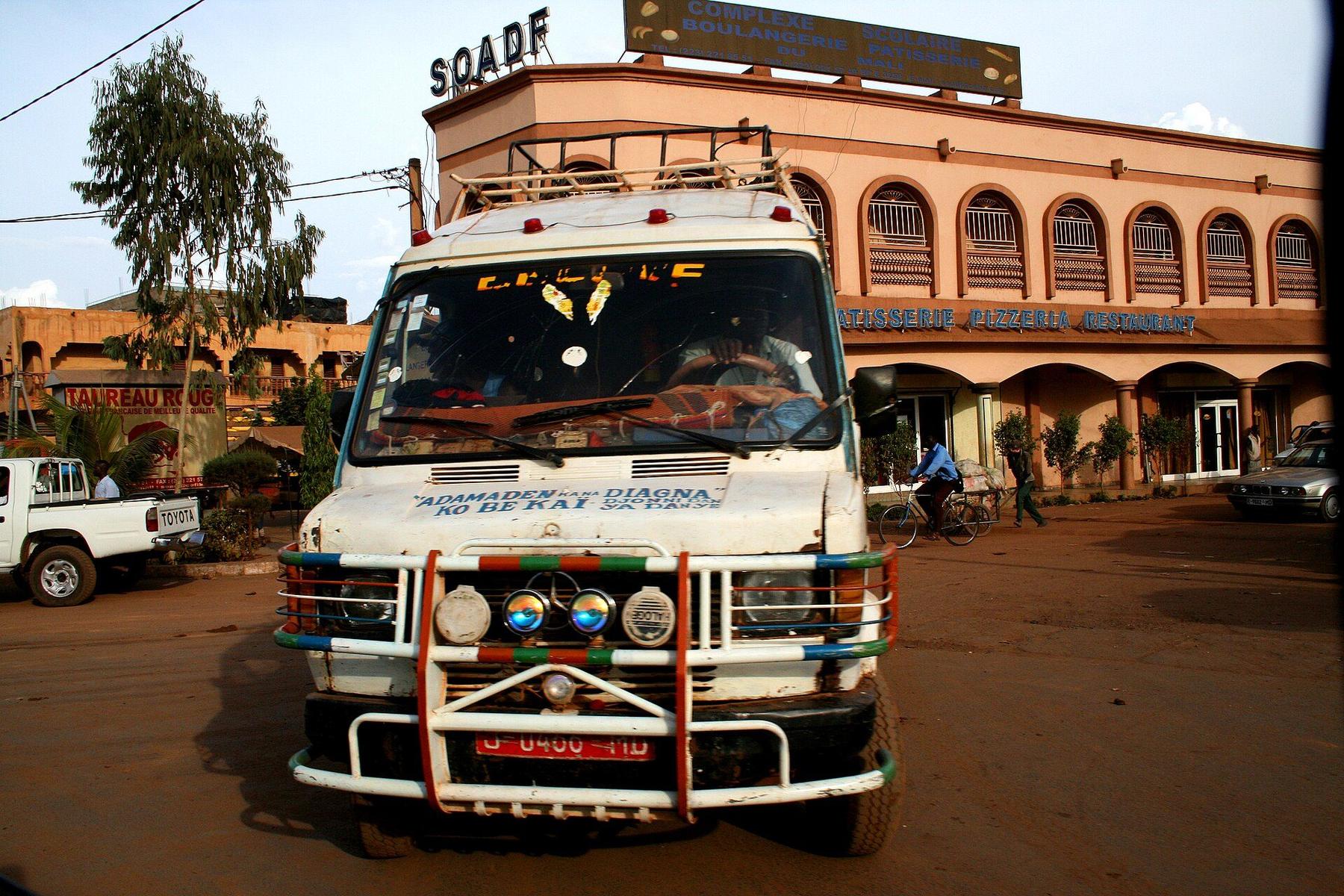 Restaurant scene in Bamako