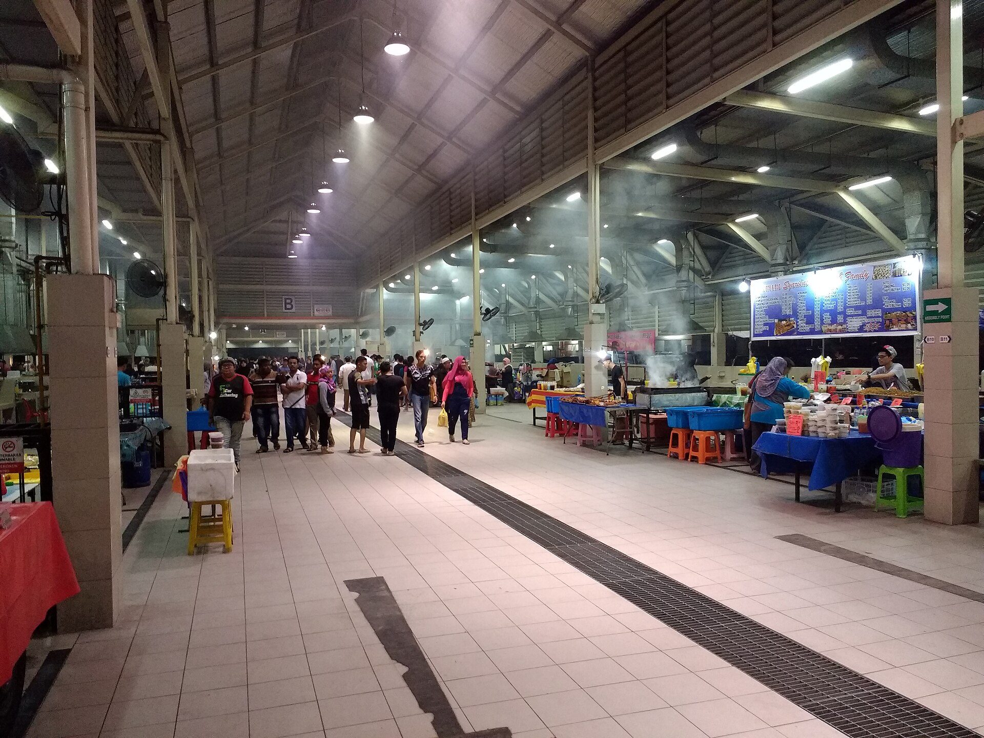 Shopping scene in Bandar Seri Begawan