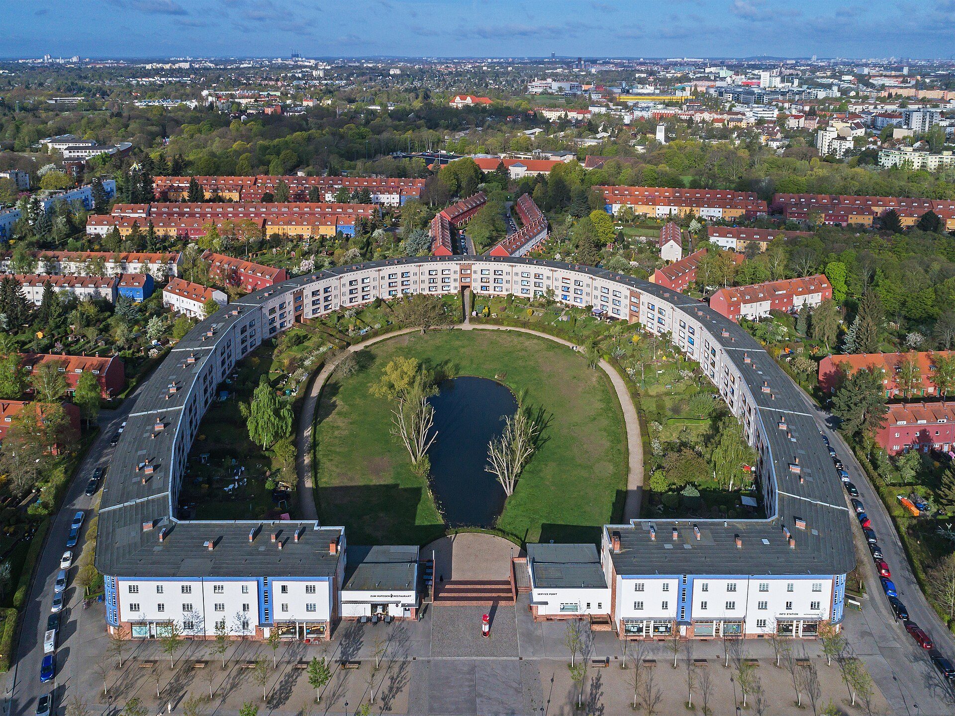 Brandenburg Gate wide view