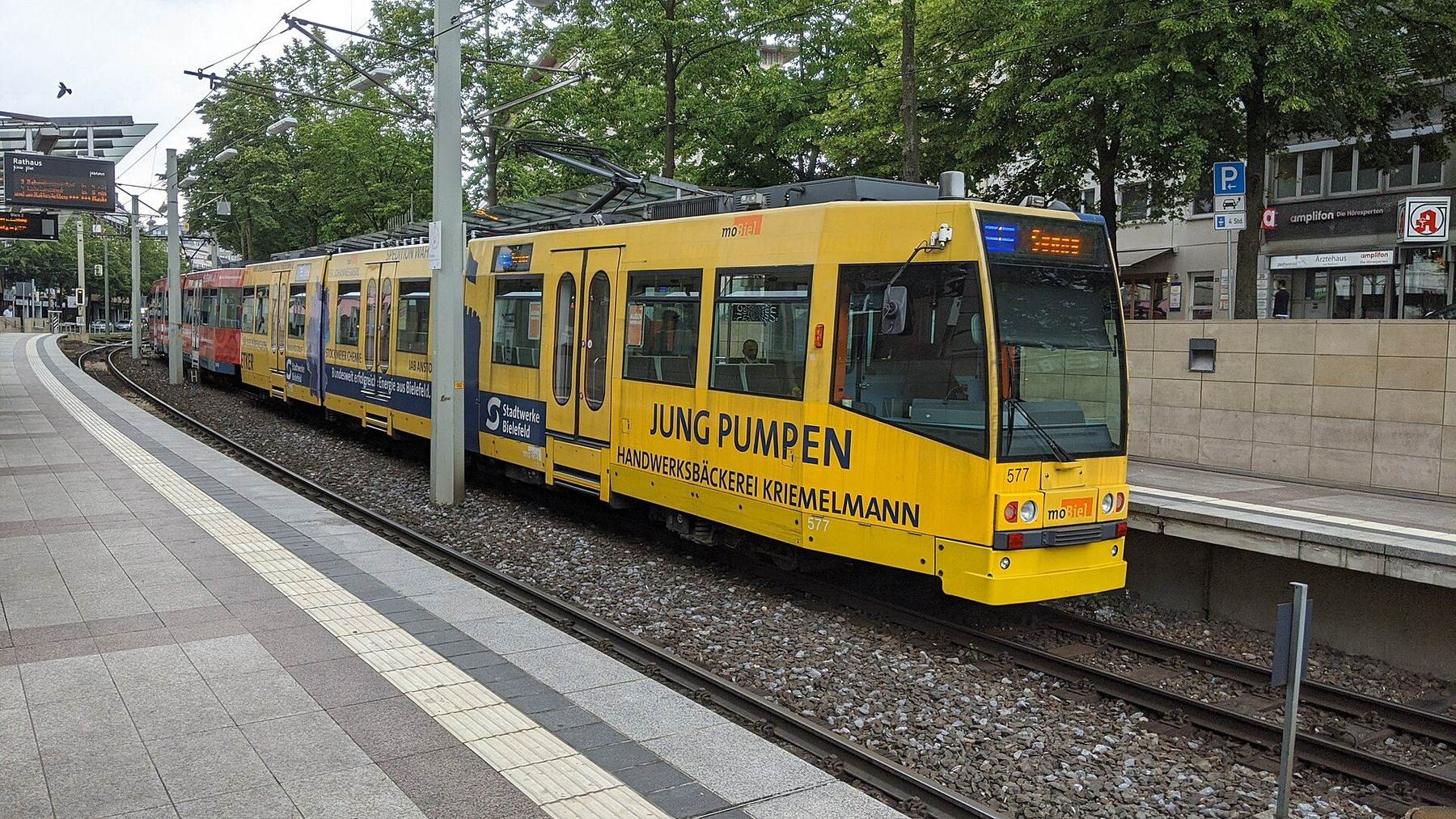Bielefeld arrival planning through Paderborn Lippstadt Airport