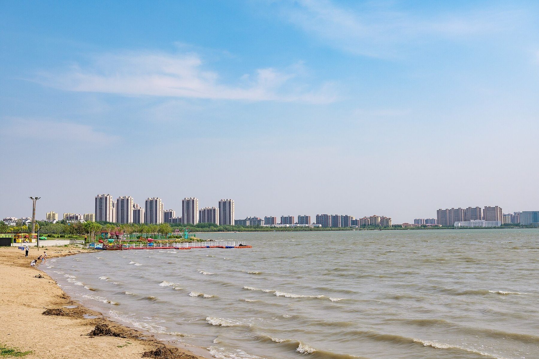 Restaurant scene in Binzhou