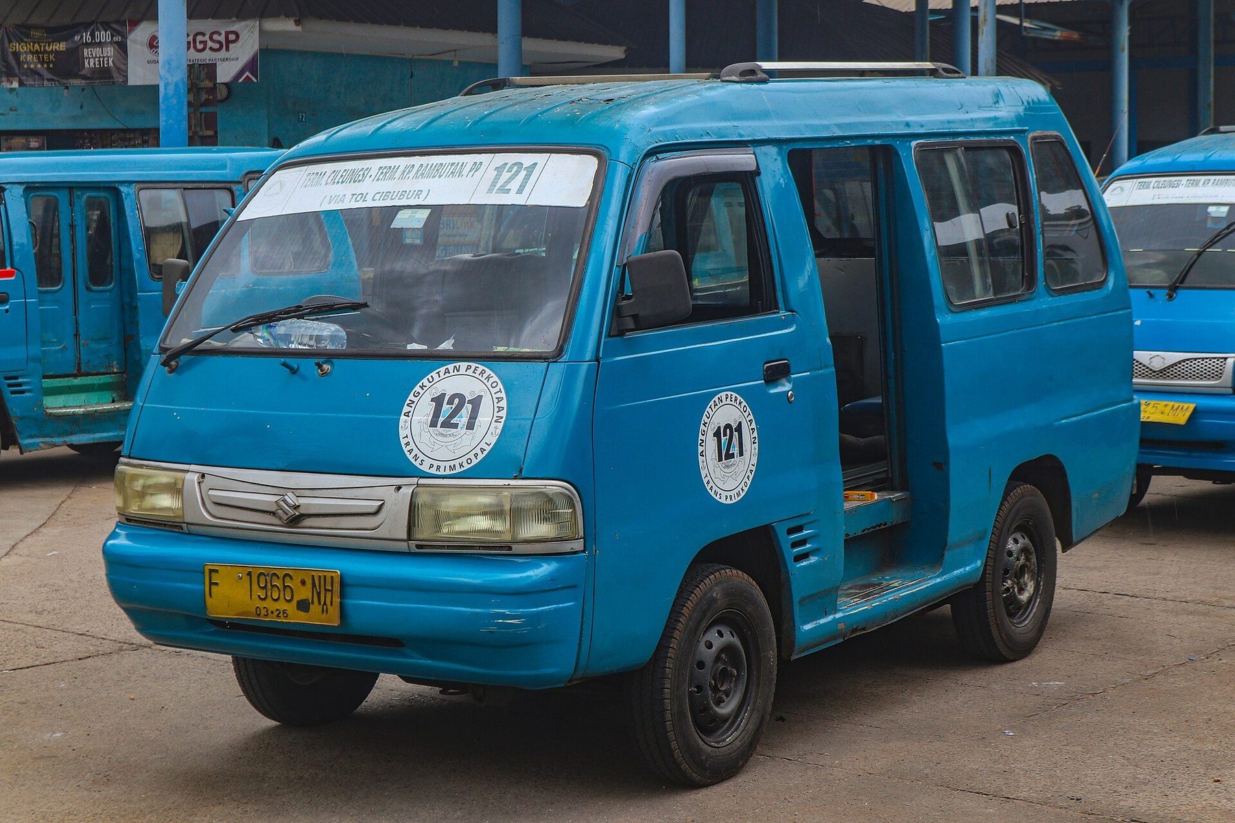 Shopping scene in Bogor