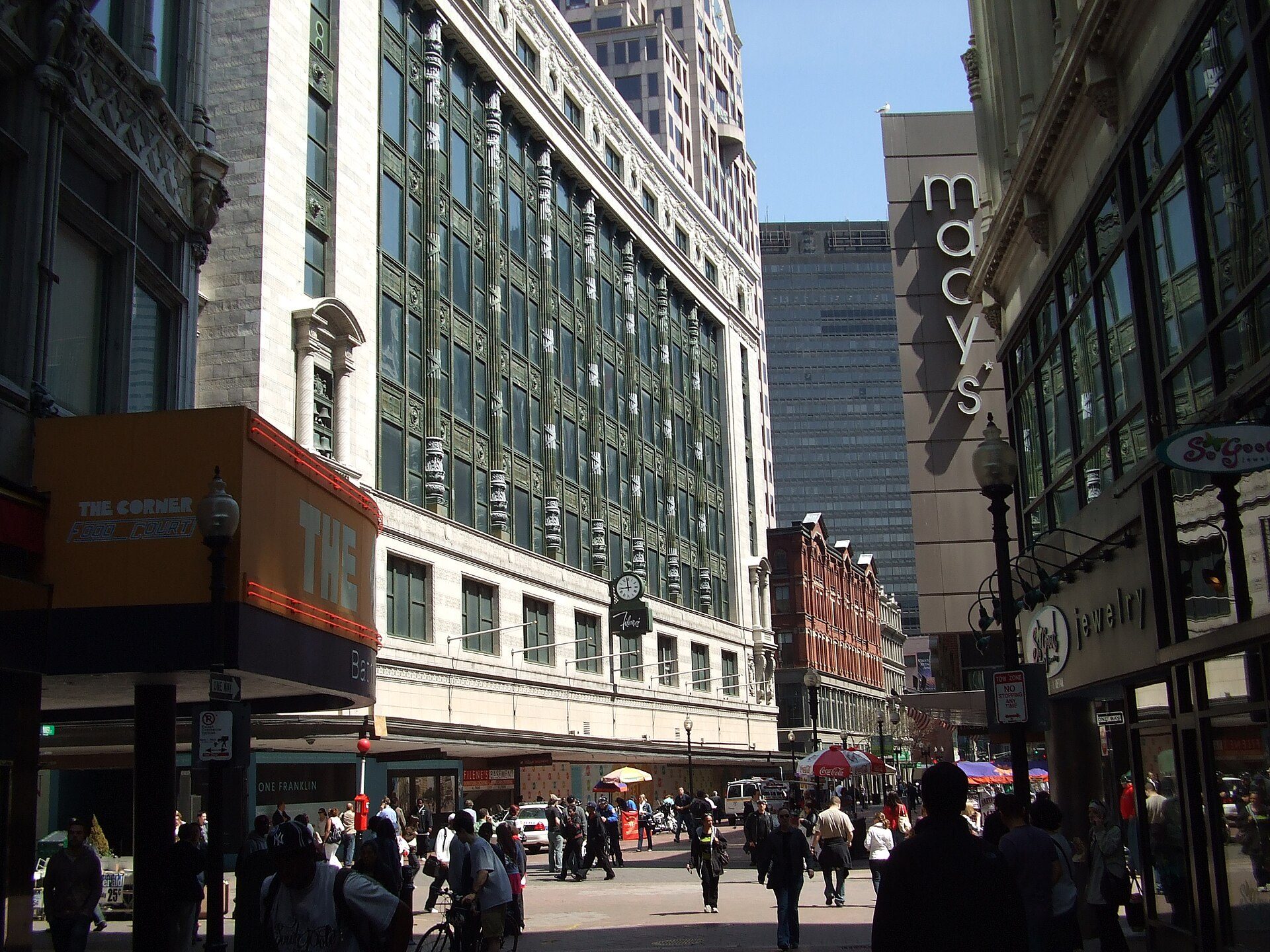 Central Boston street scene