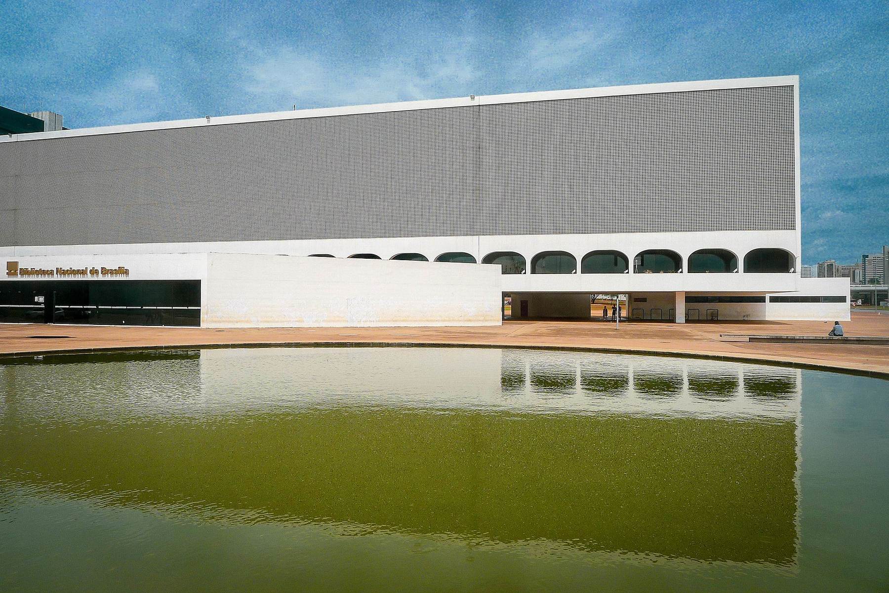 Shopping scene in Brasilia