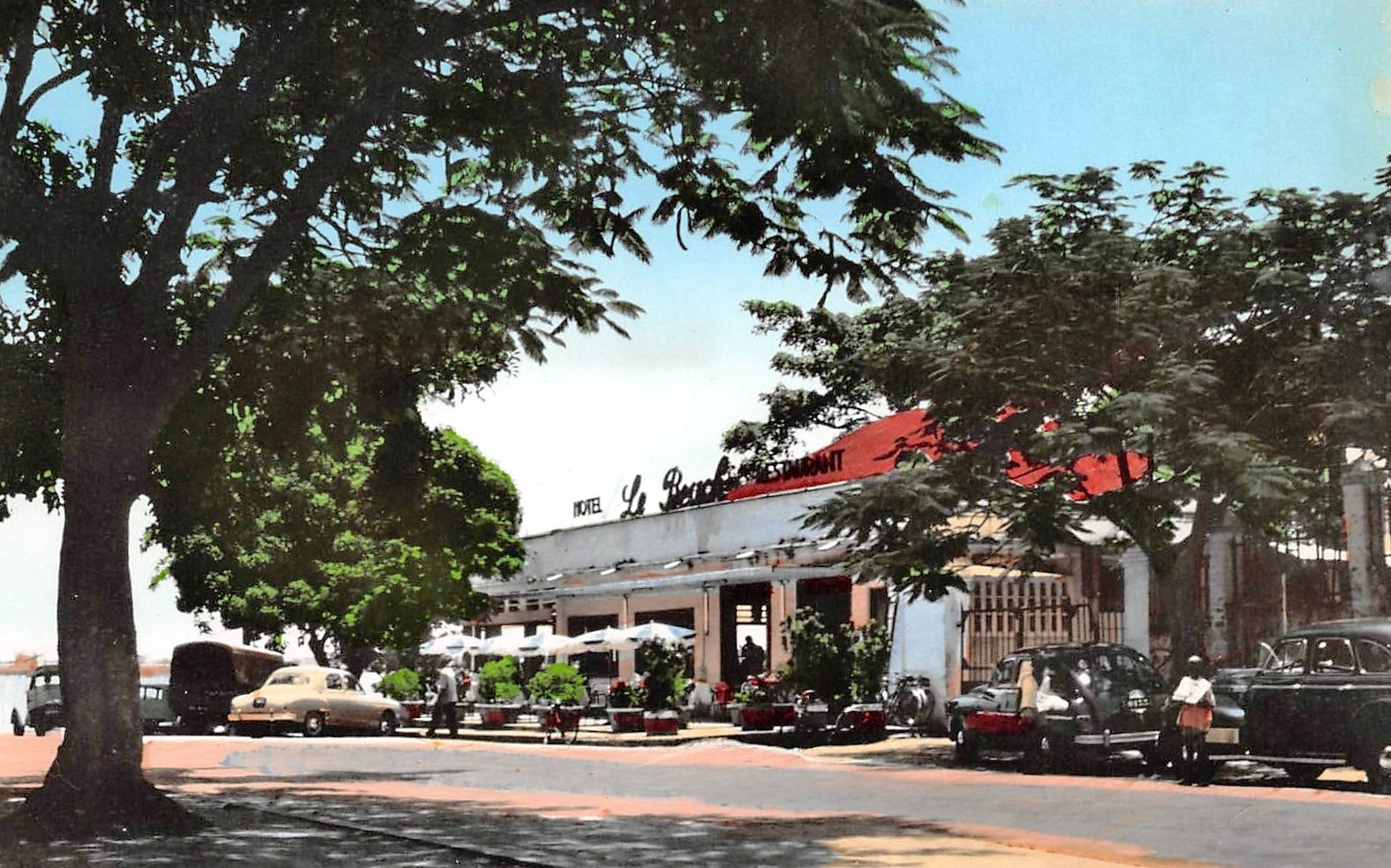 Restaurant scene in Brazzaville