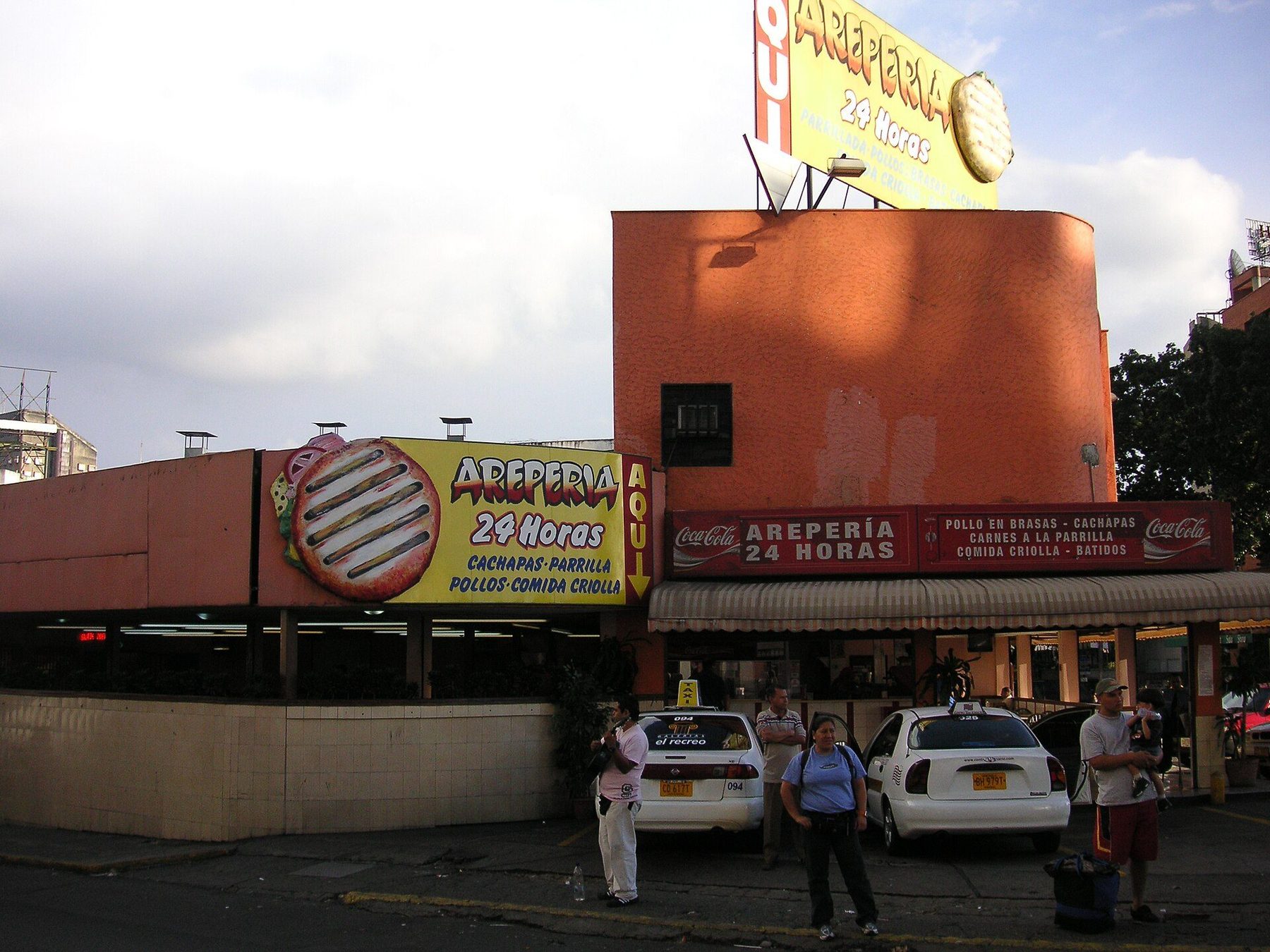 Restaurant scene in Caracas