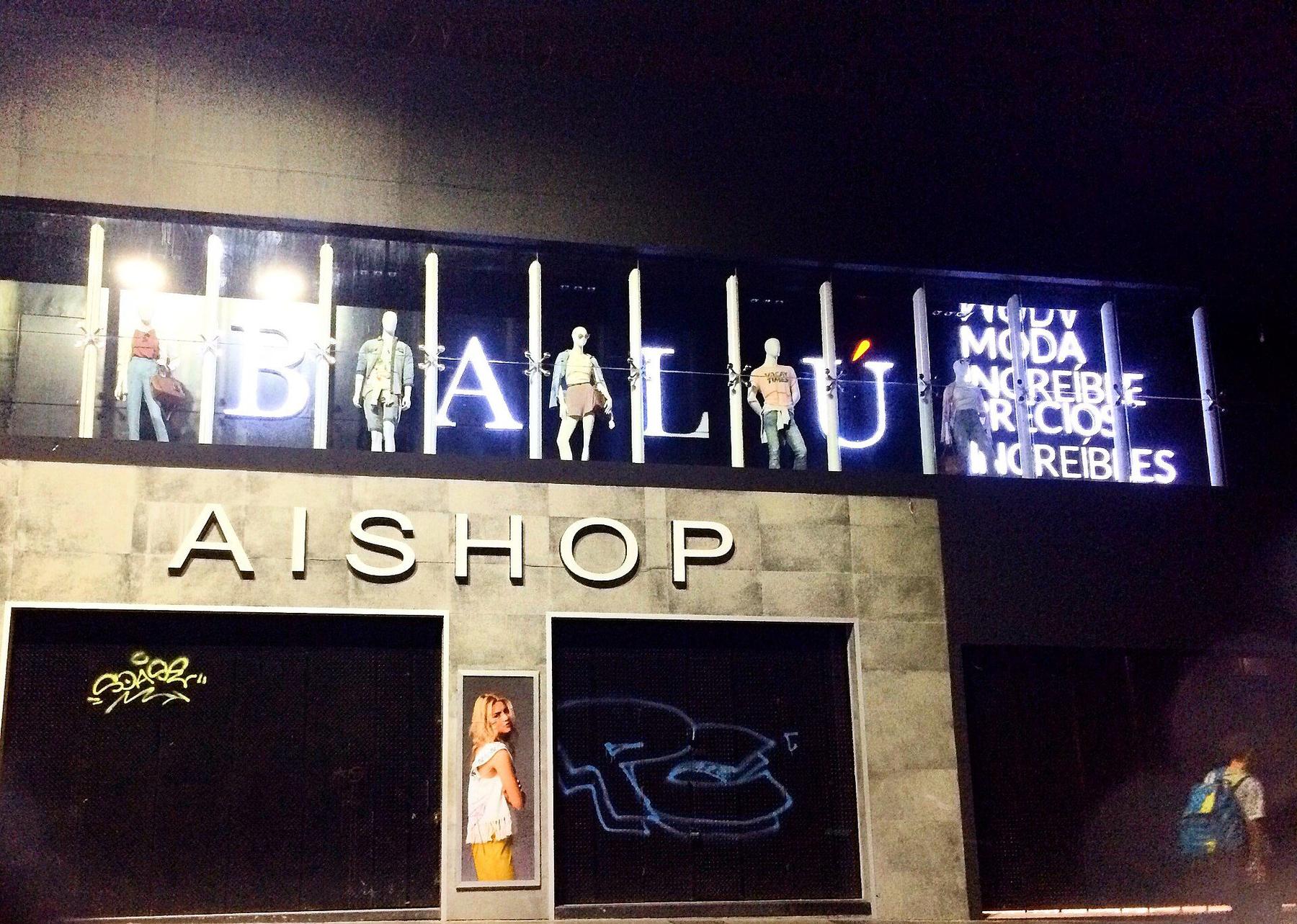 Shopping neighborhood in Caracas