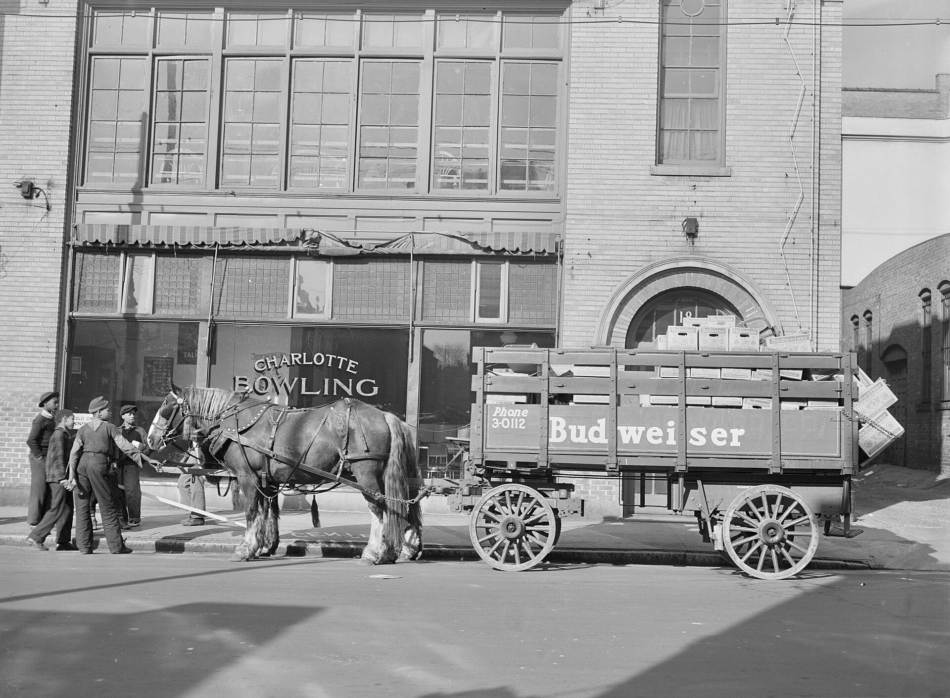 Restaurant scene in Charlotte
