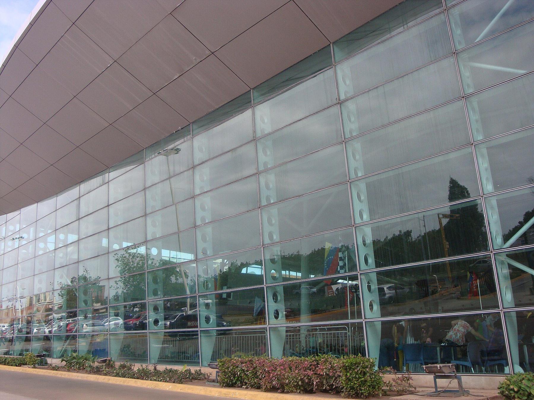 Shopping scene in Ciudad Guayana