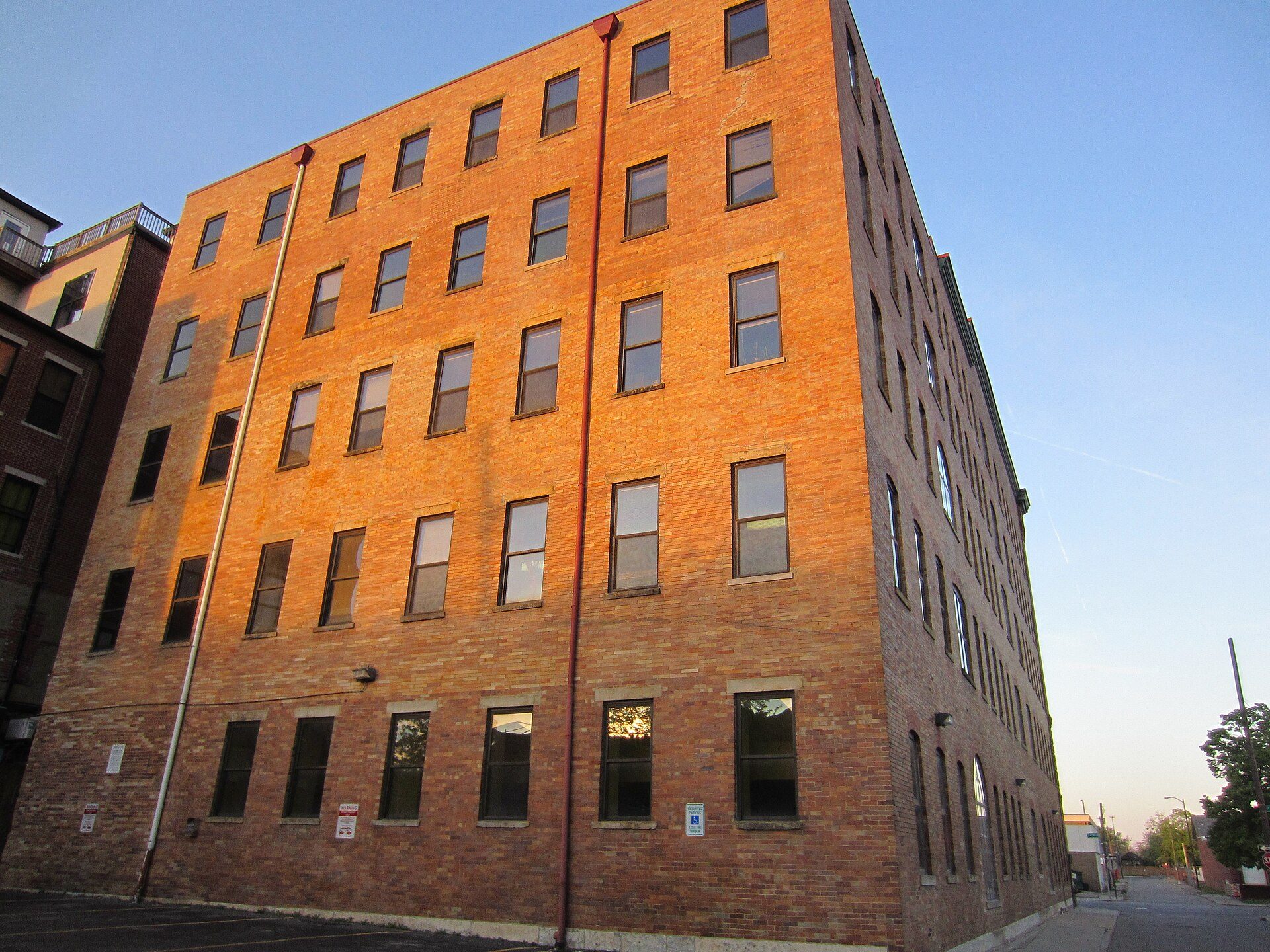 Shopping scene in Columbus