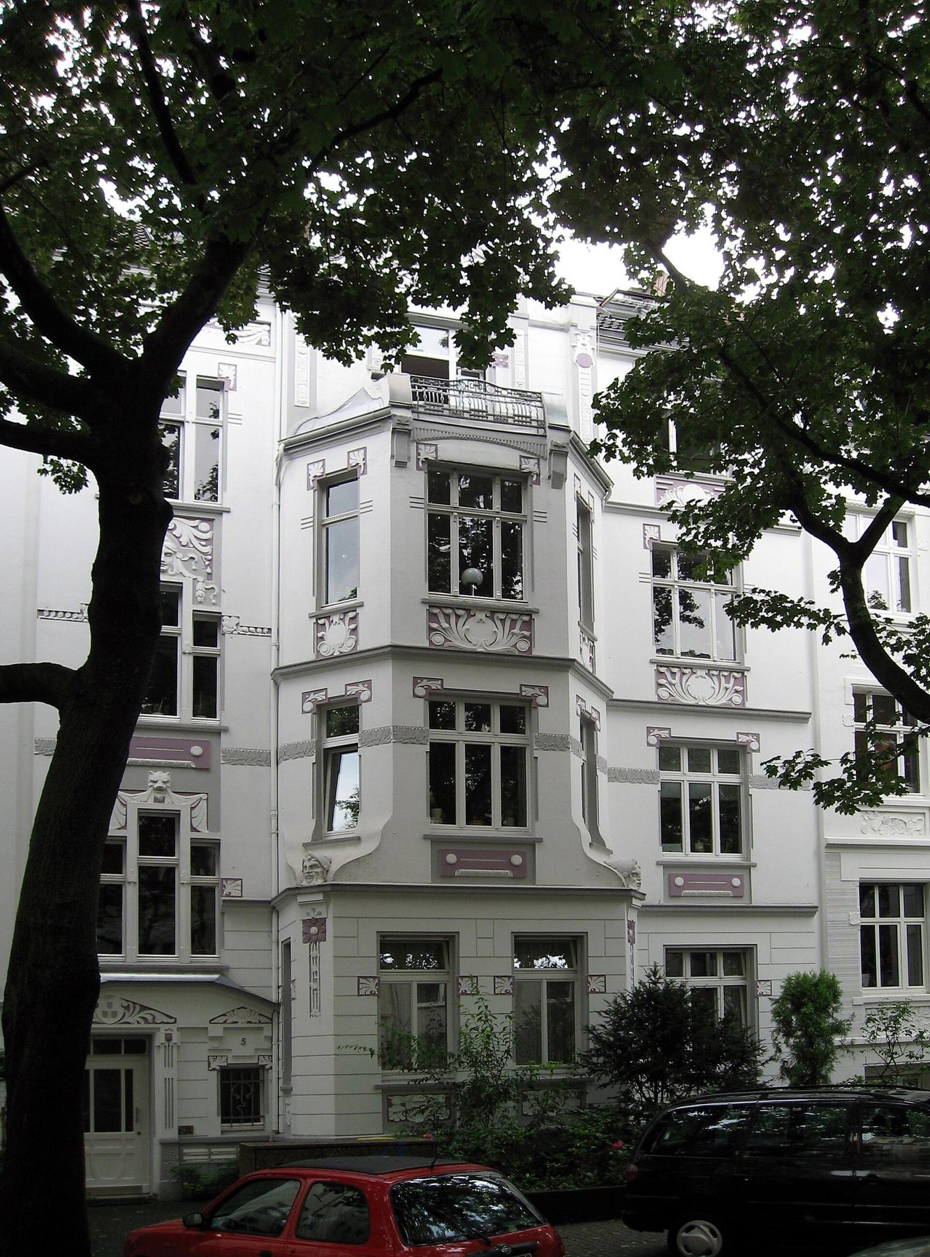 Dortmund food route around Kreuzviertel pubs