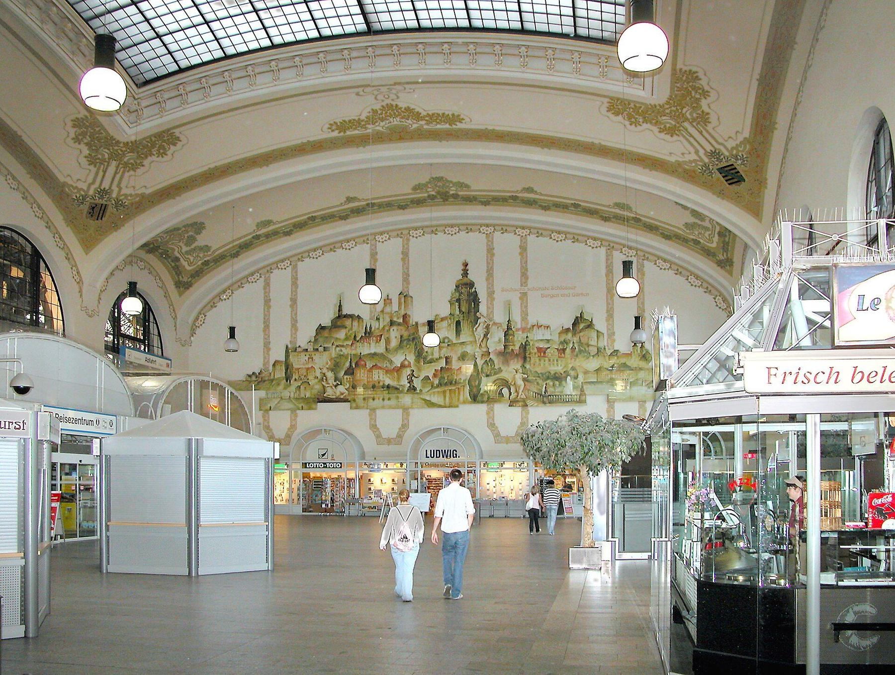 Dresden planning base near Altstadt