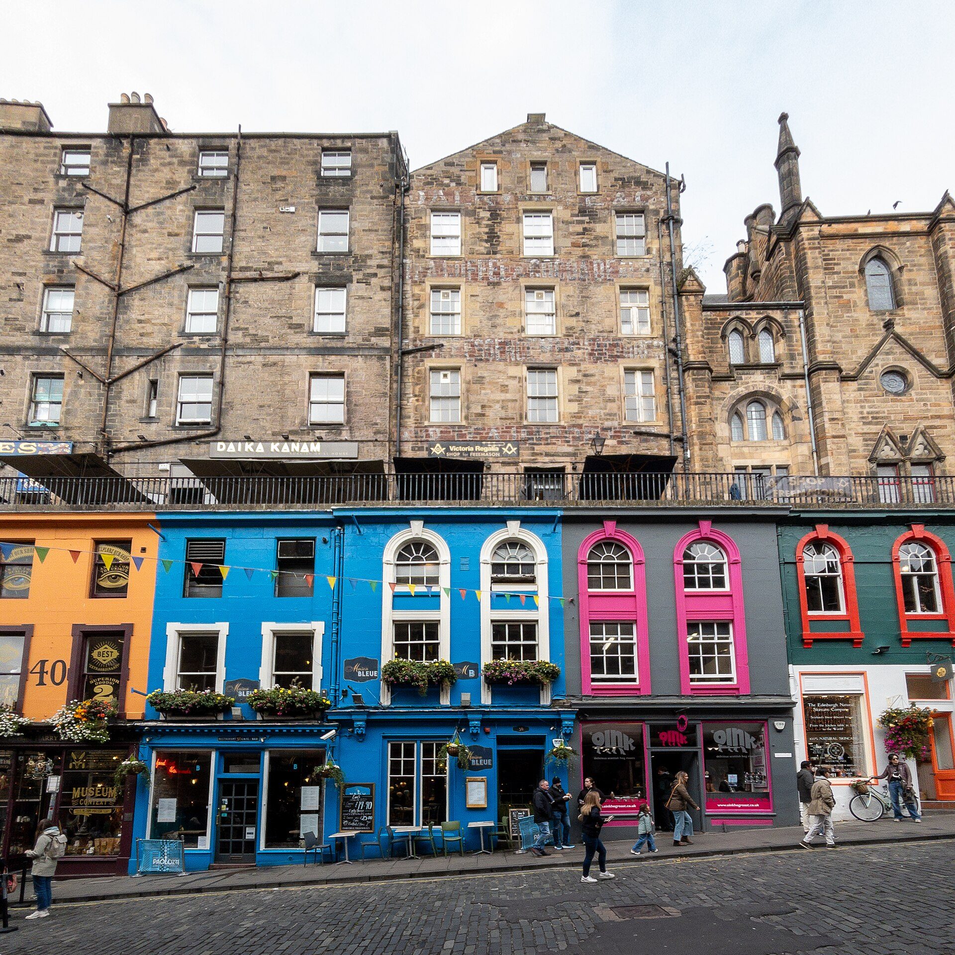 Edinburgh shopping route around Princes Street