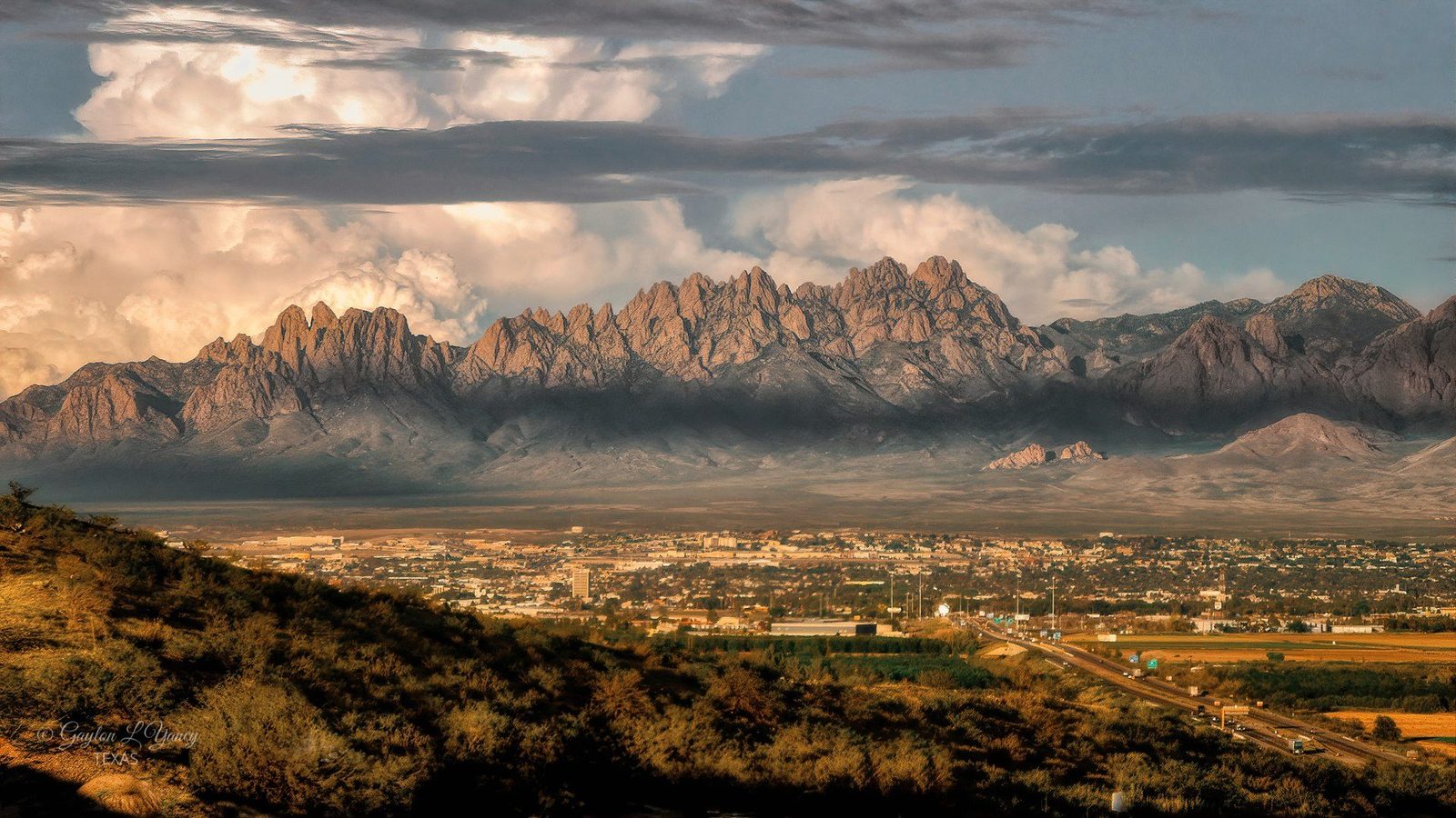 El Paso route anchor around Franklin Mountains State Park