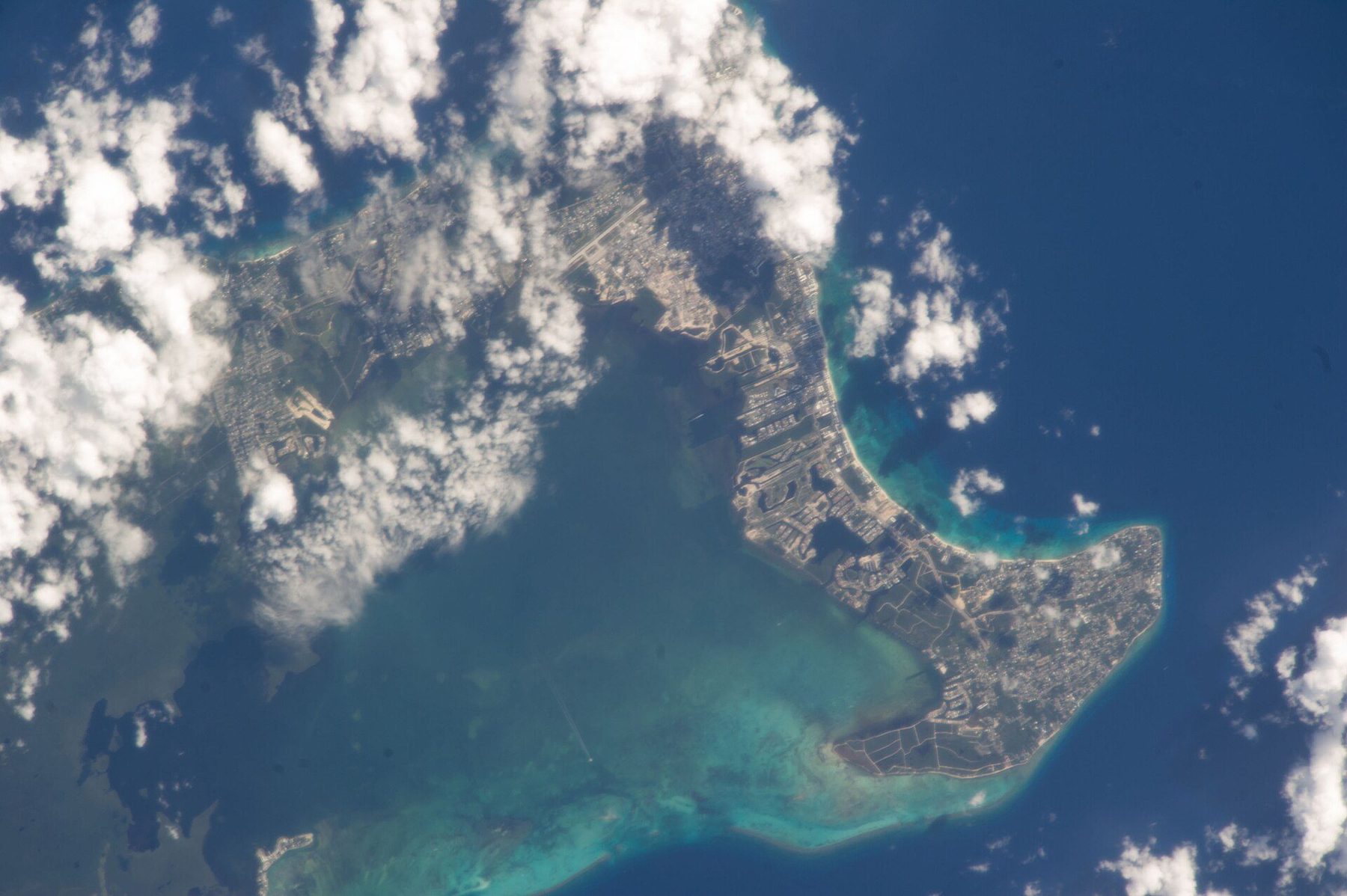 Transport scene in George Town