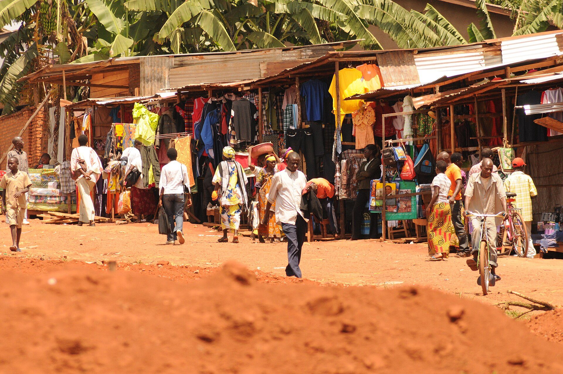 Shopping scene in Gitega