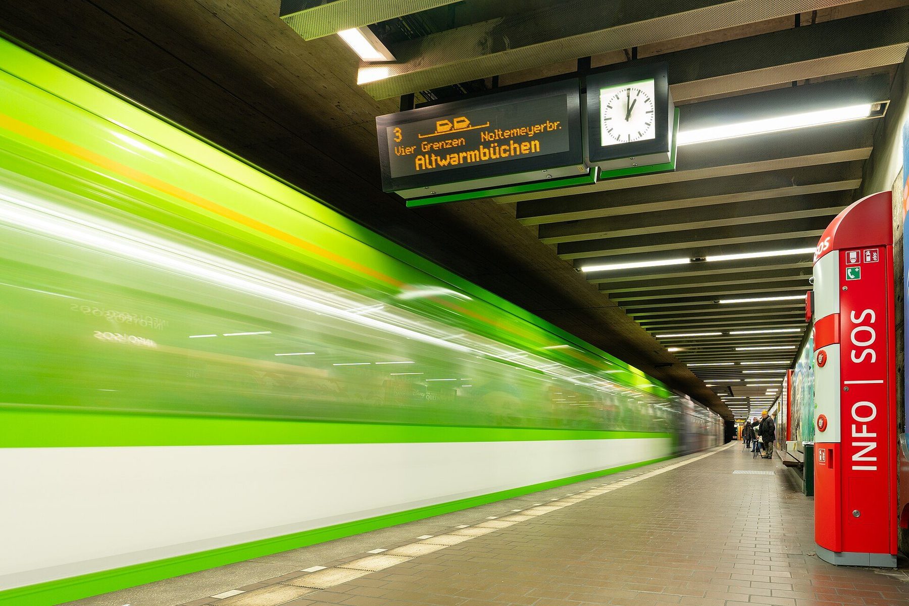 Hannover shopping route around Ernst-August-Galerie