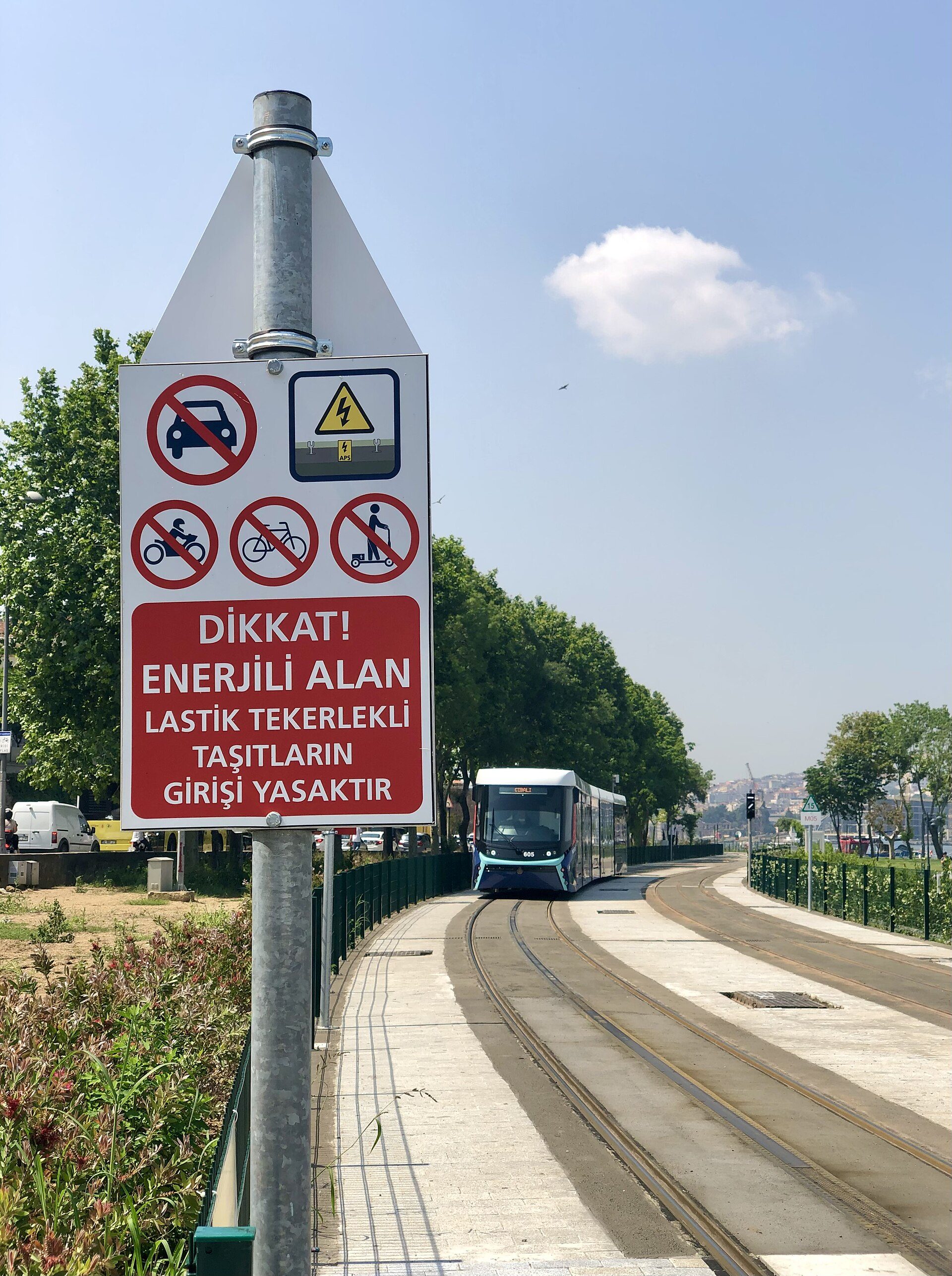 Transit scene in Istanbul