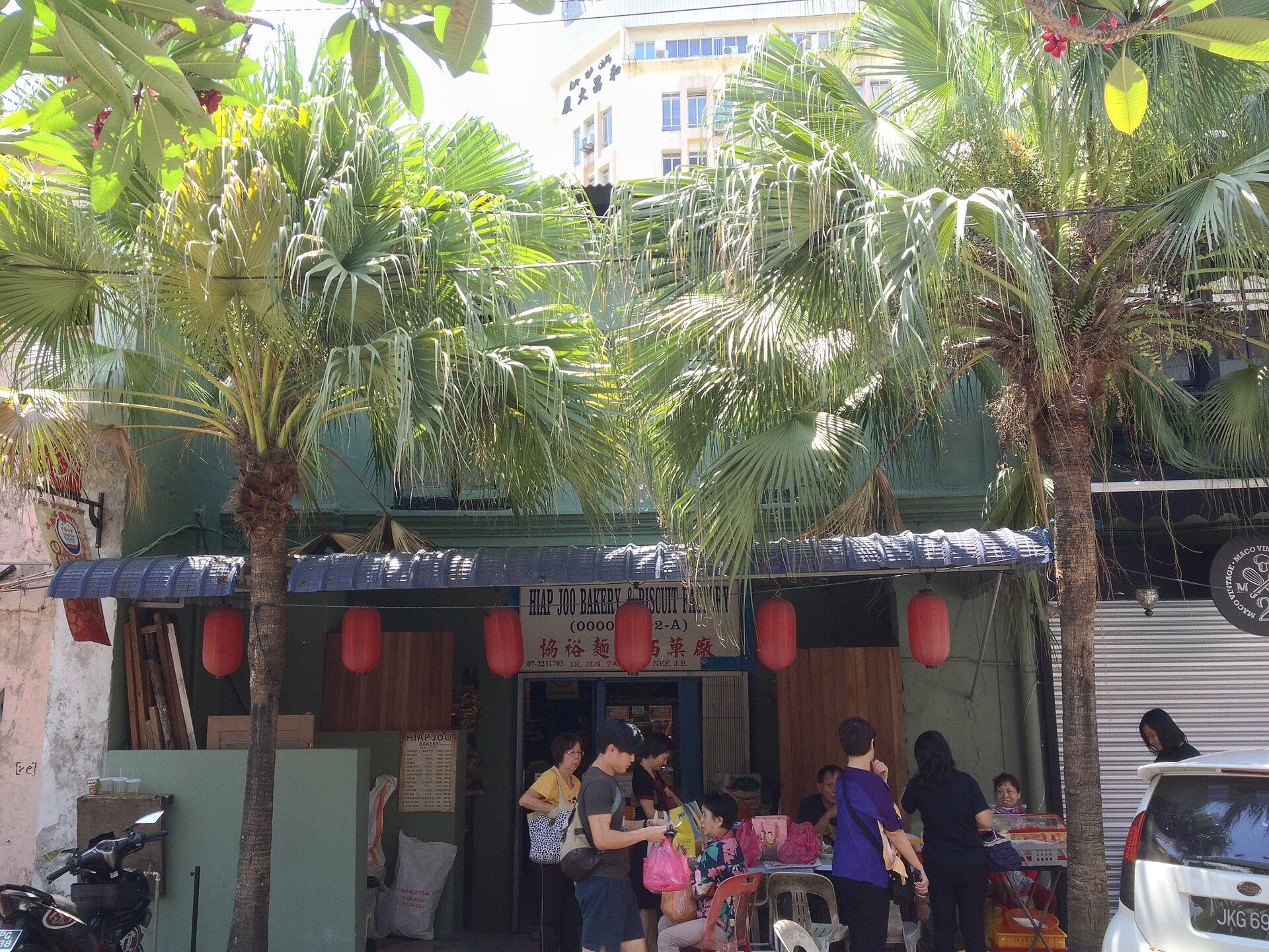 Restaurant scene in Johor Bahru