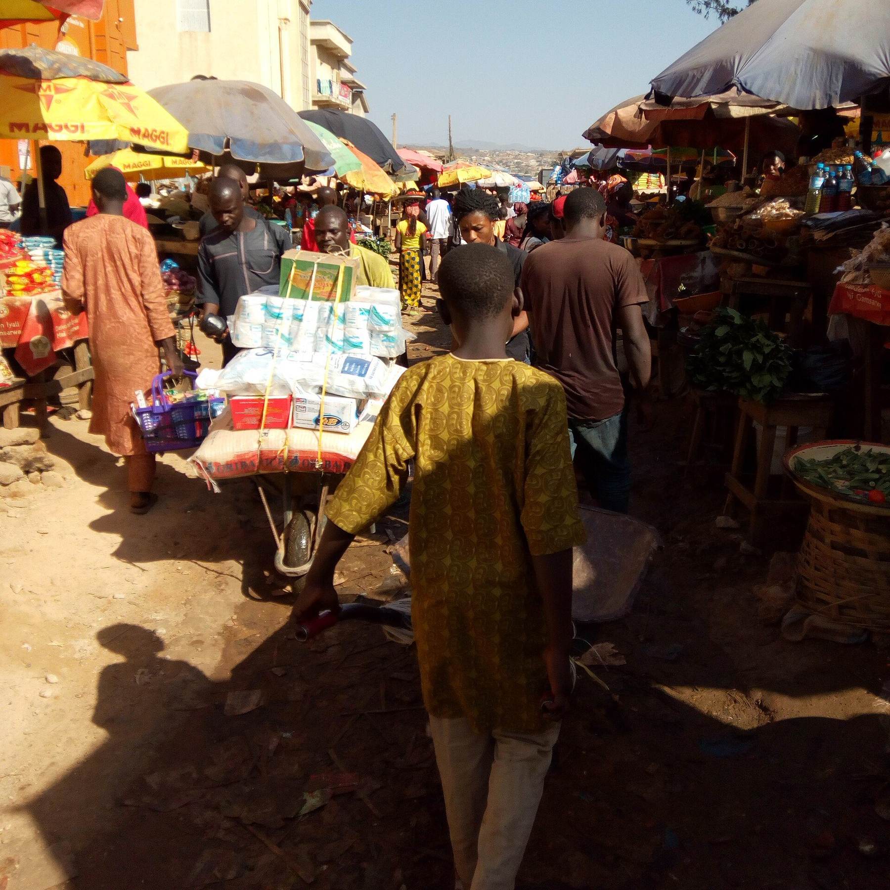 Shopping scene in Jos