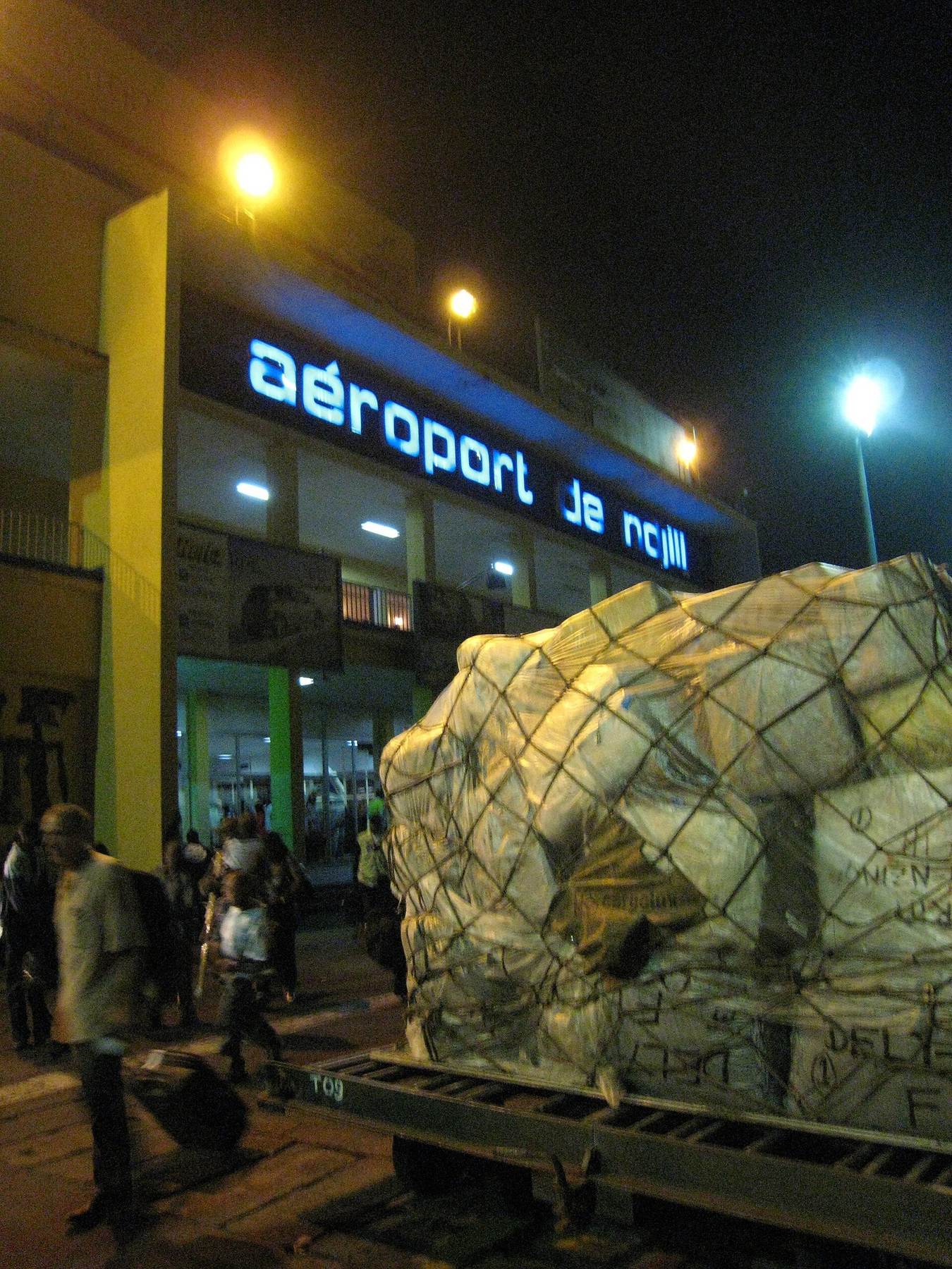 Transit scene in Kinshasa