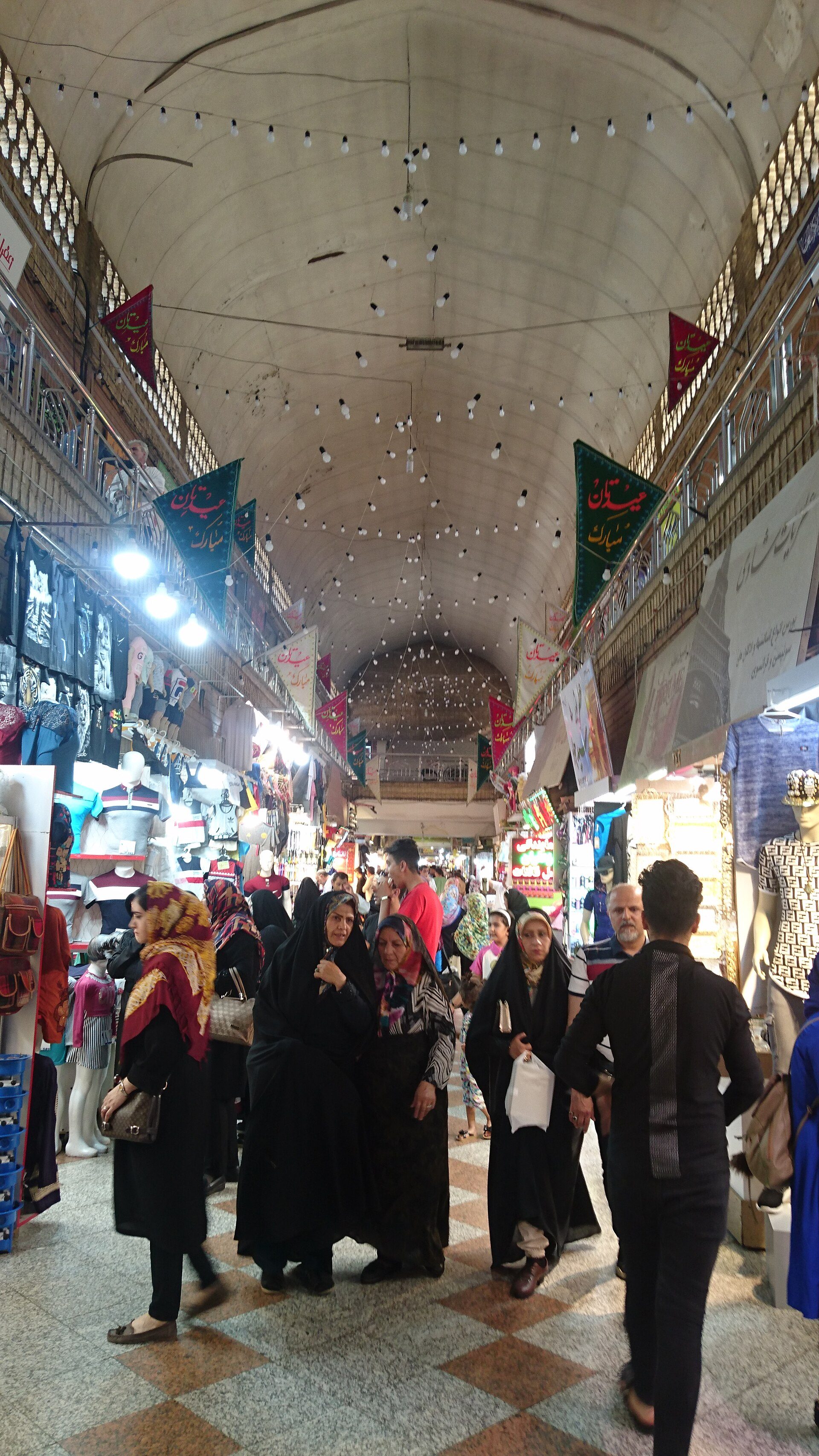 Shopping scene in Mashhad