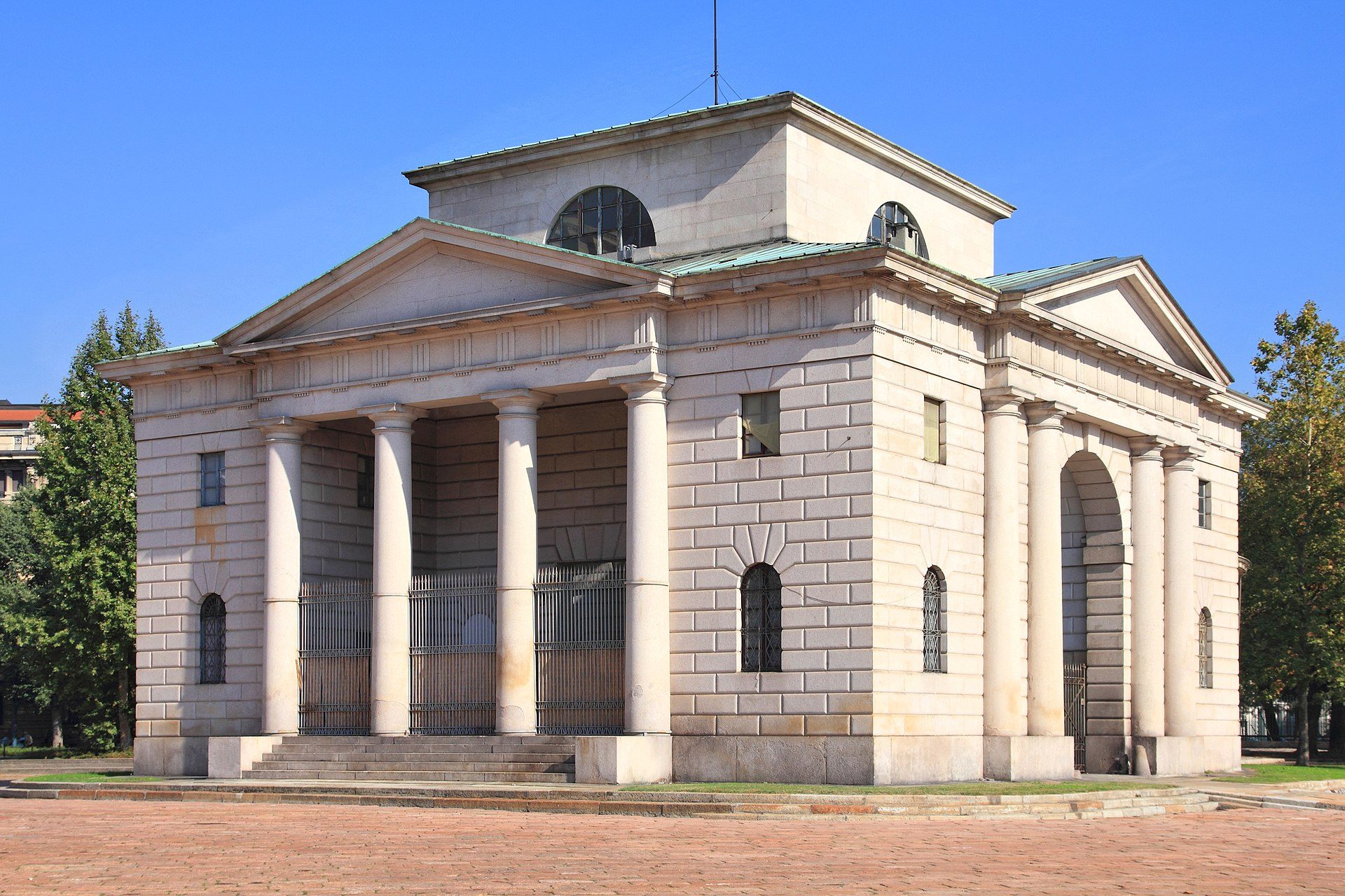 Street scene in Milan