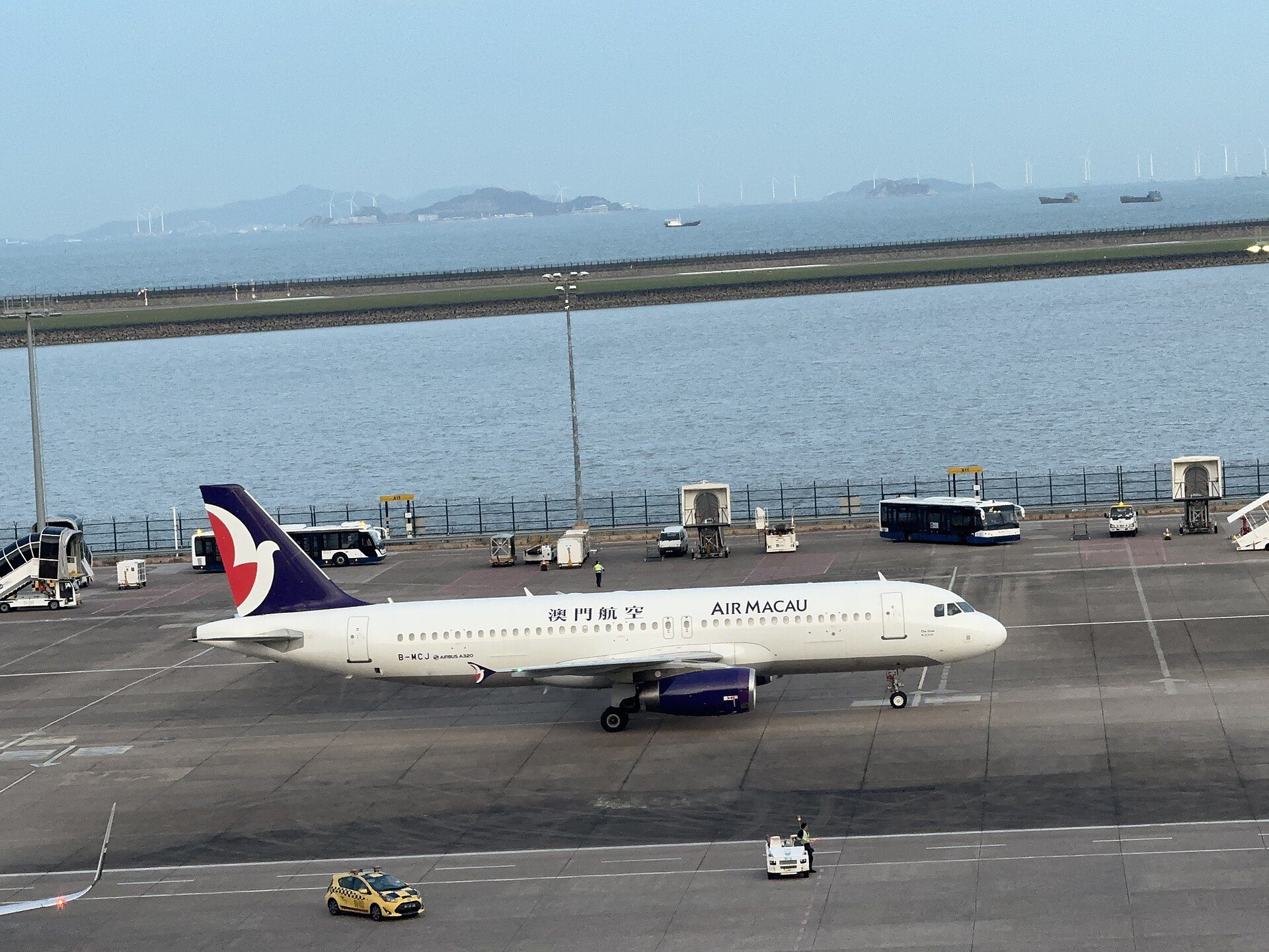 Transport scene in Ningbo