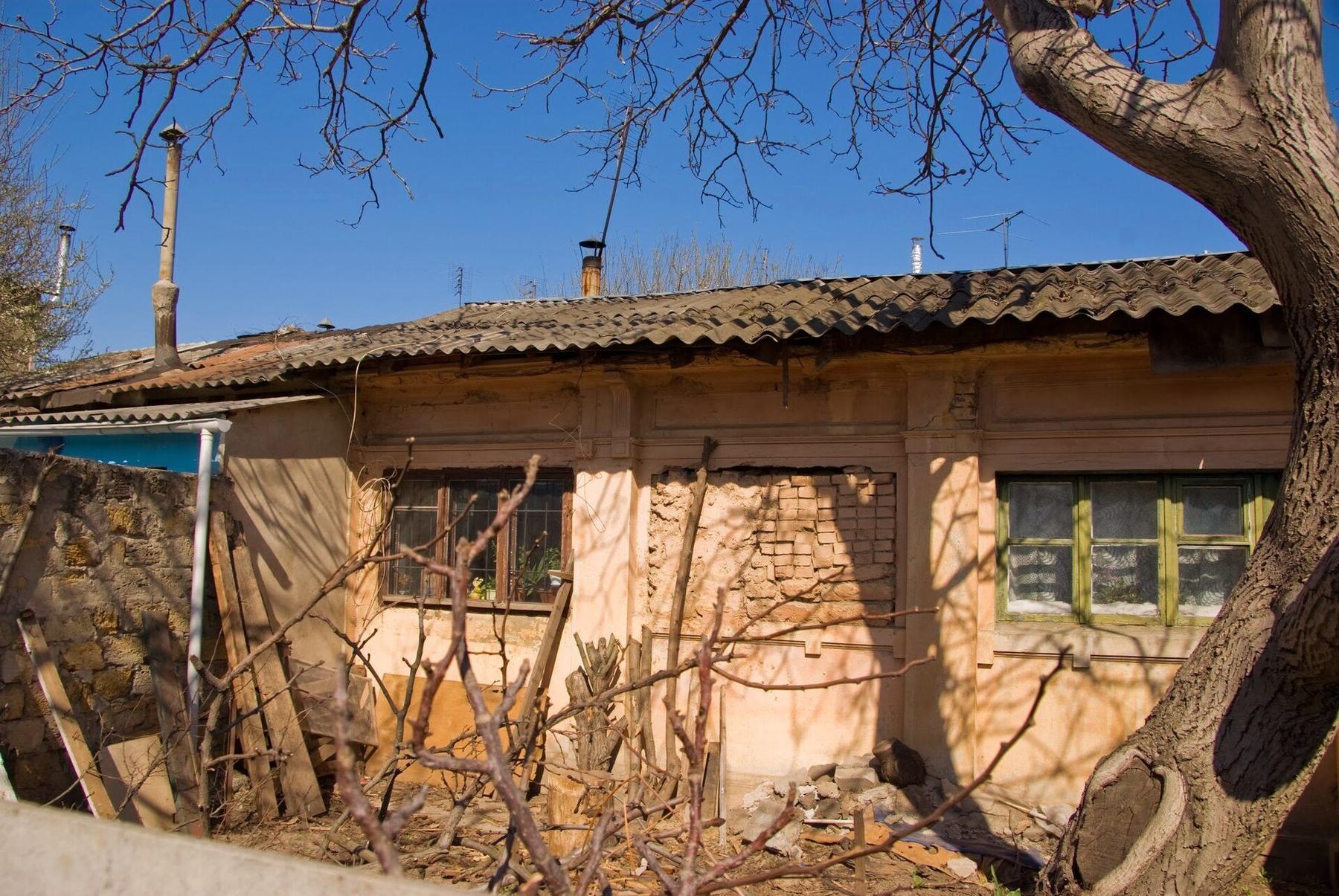 Restaurant scene in Odesa