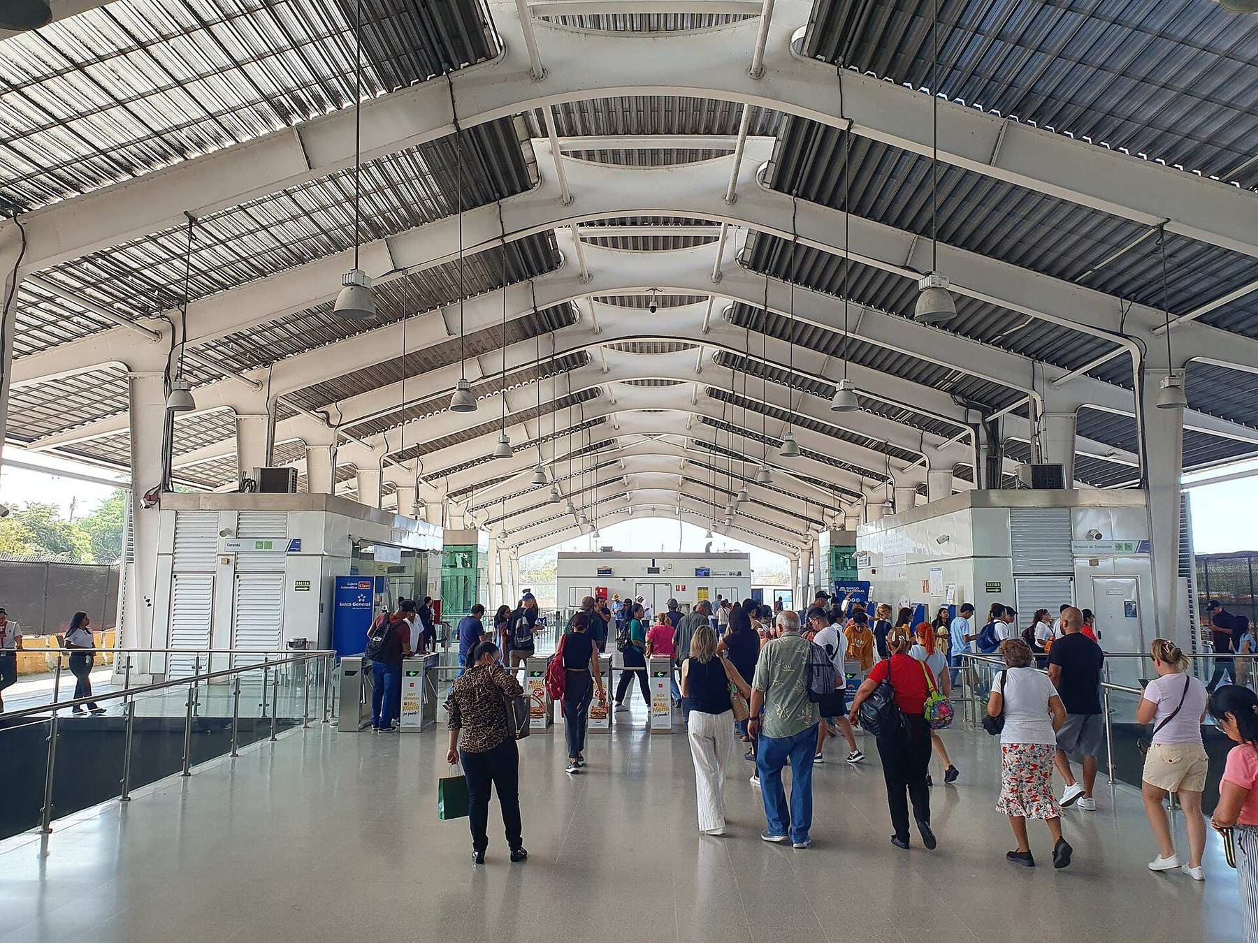 Transport scene in Panama City