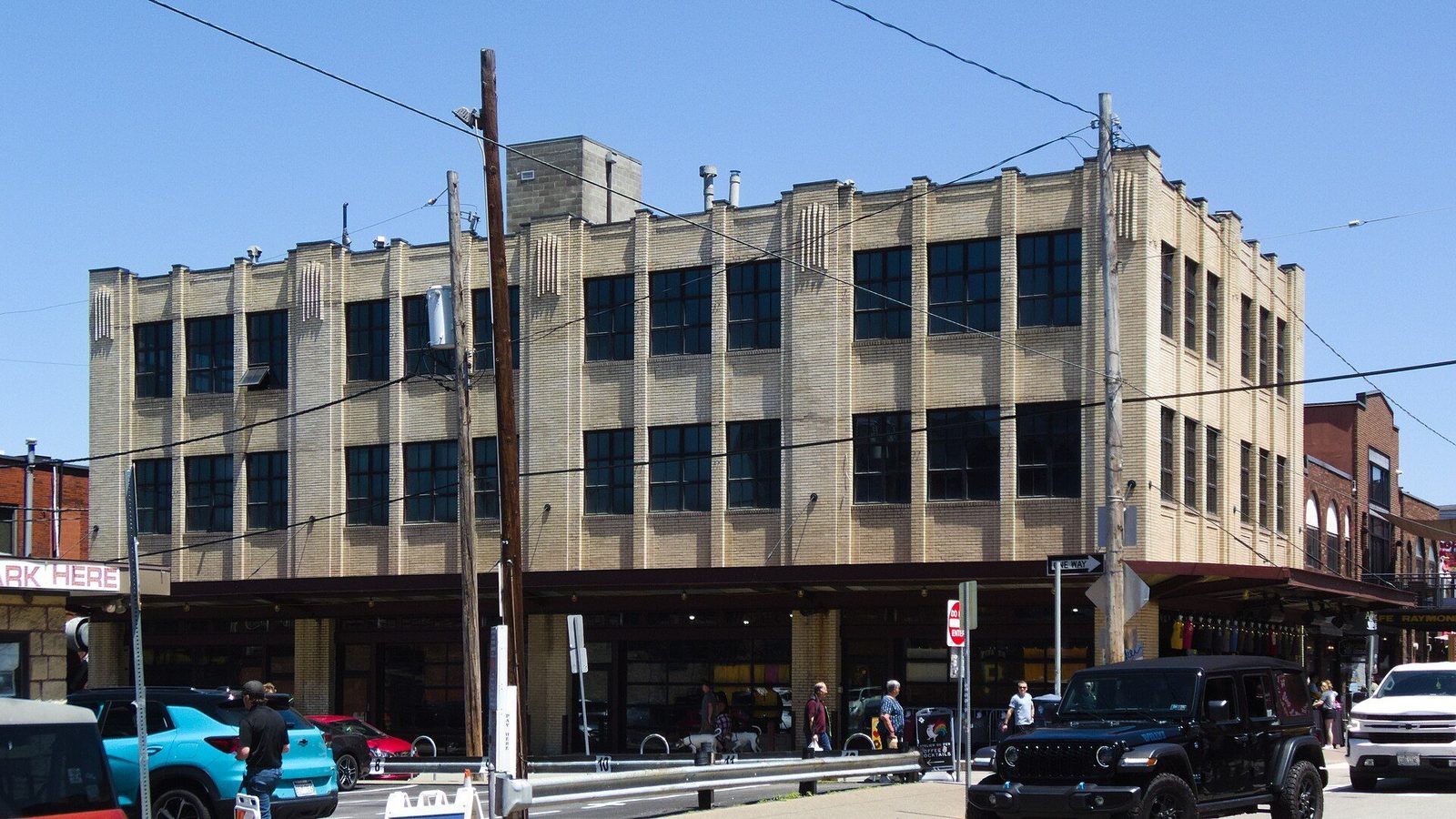 Pittsburgh planning base near Downtown/Golden Triangle