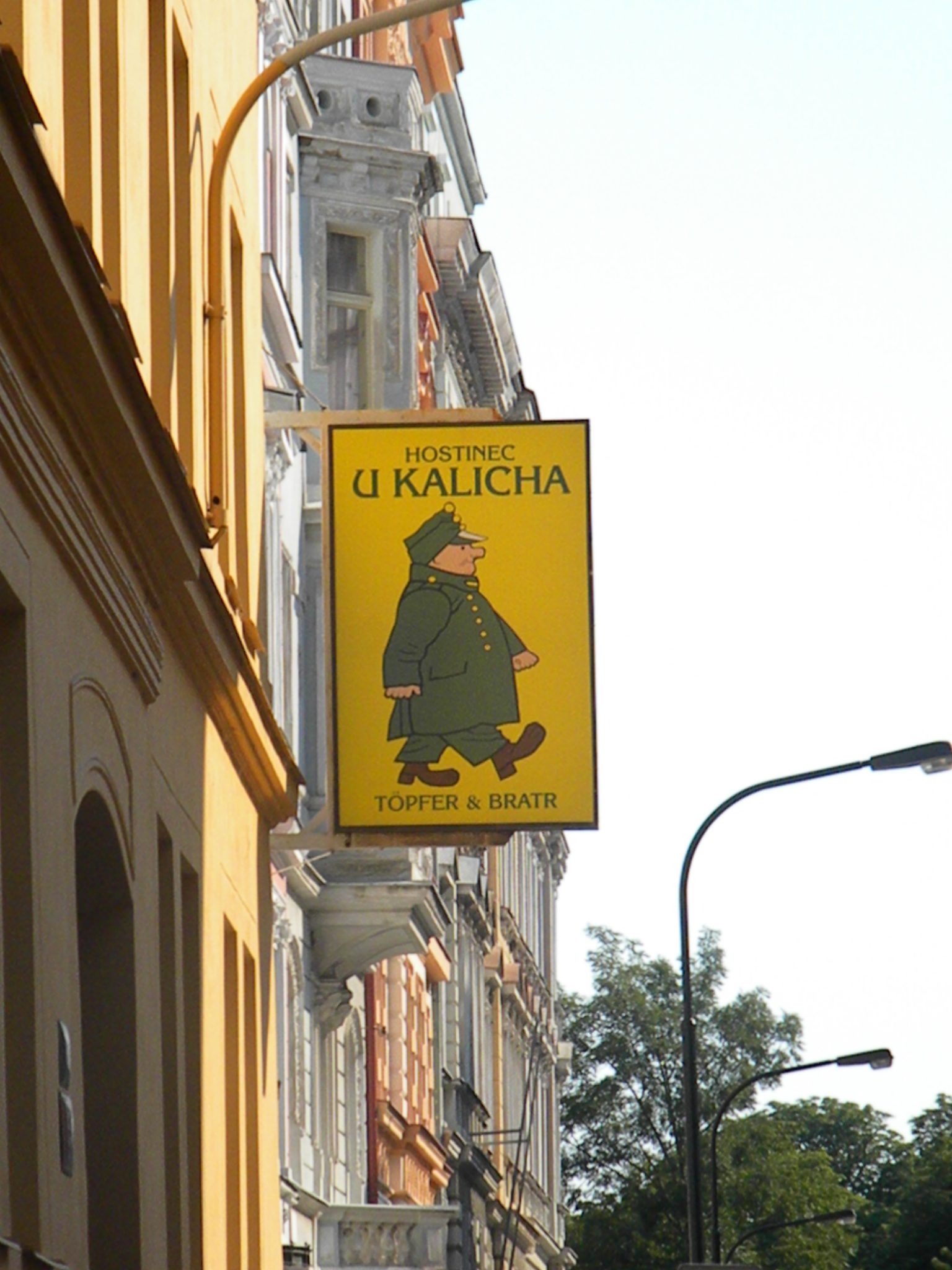 Restaurant or cafe scene in Prague