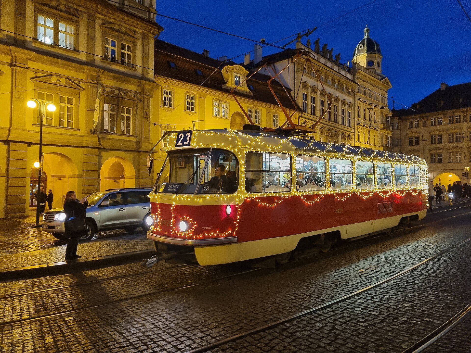 Transit scene in Prague