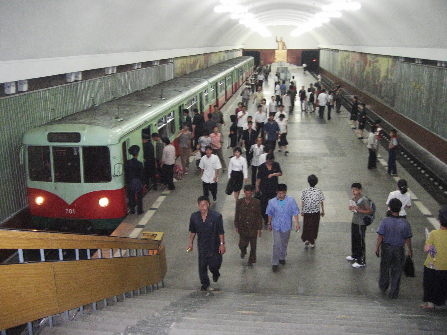 Transit scene in Pyongyang