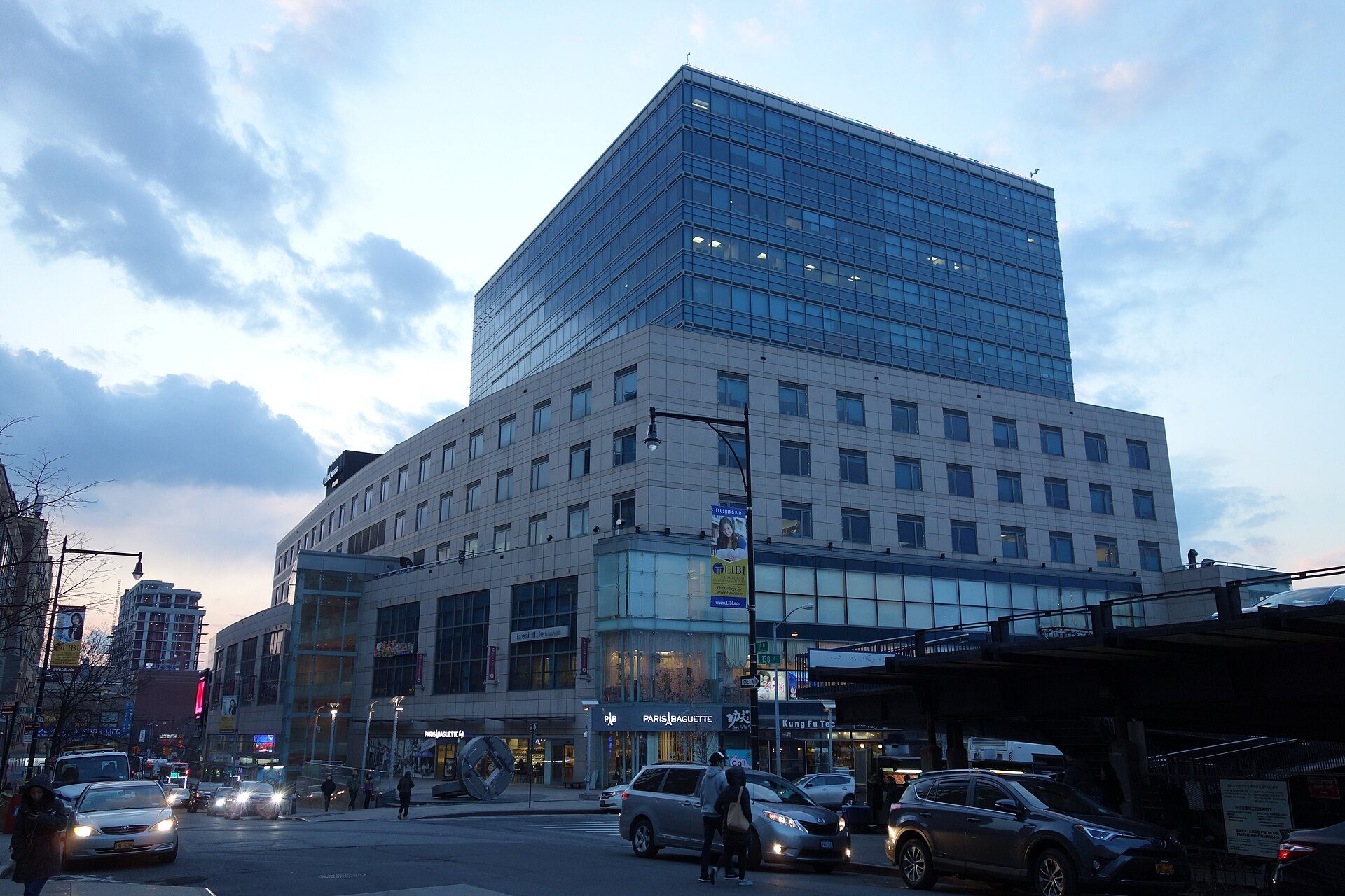 Shopping scene in Queens