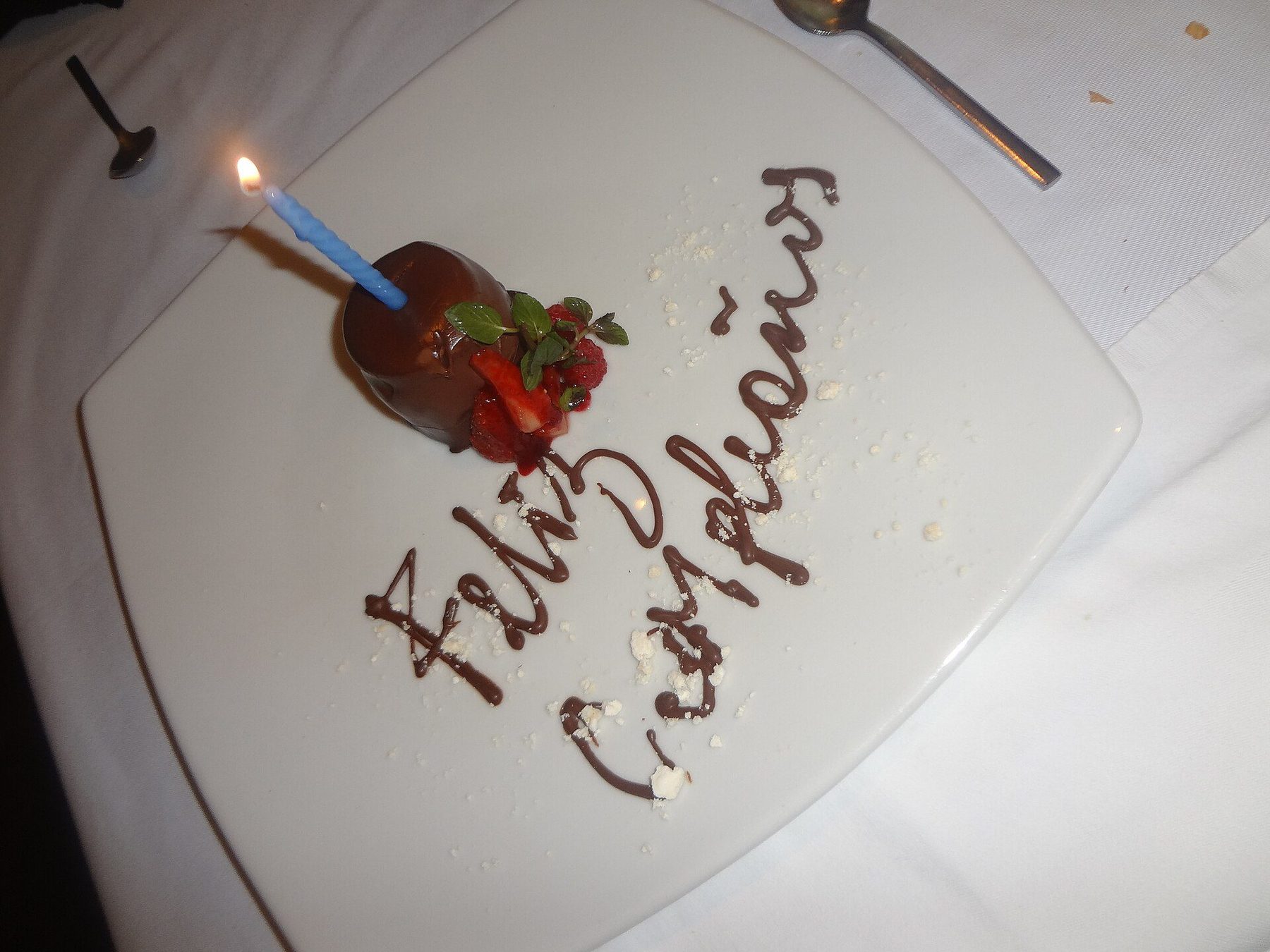 Restaurant scene in Quito