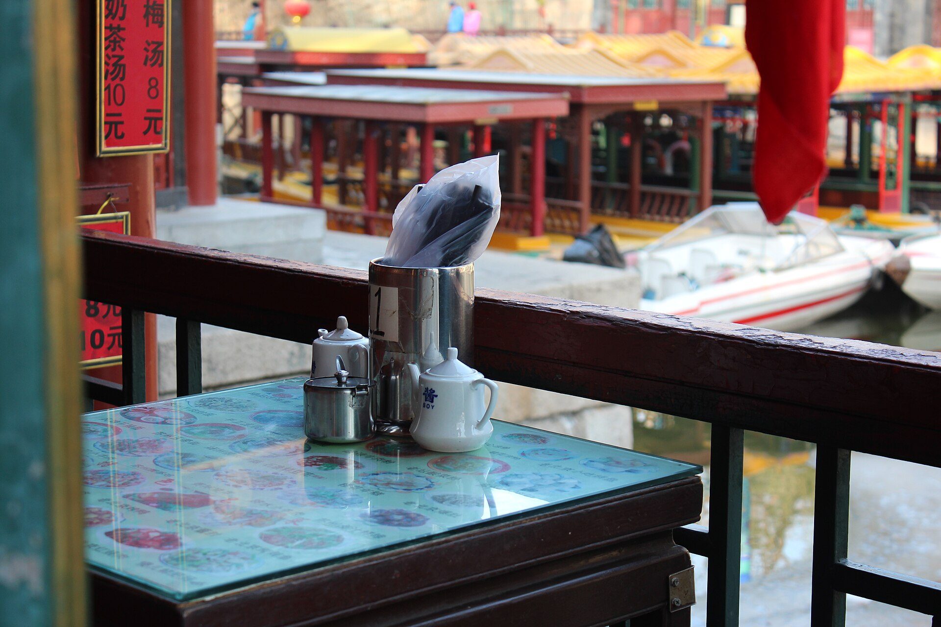 Restaurant scene in Suzhou