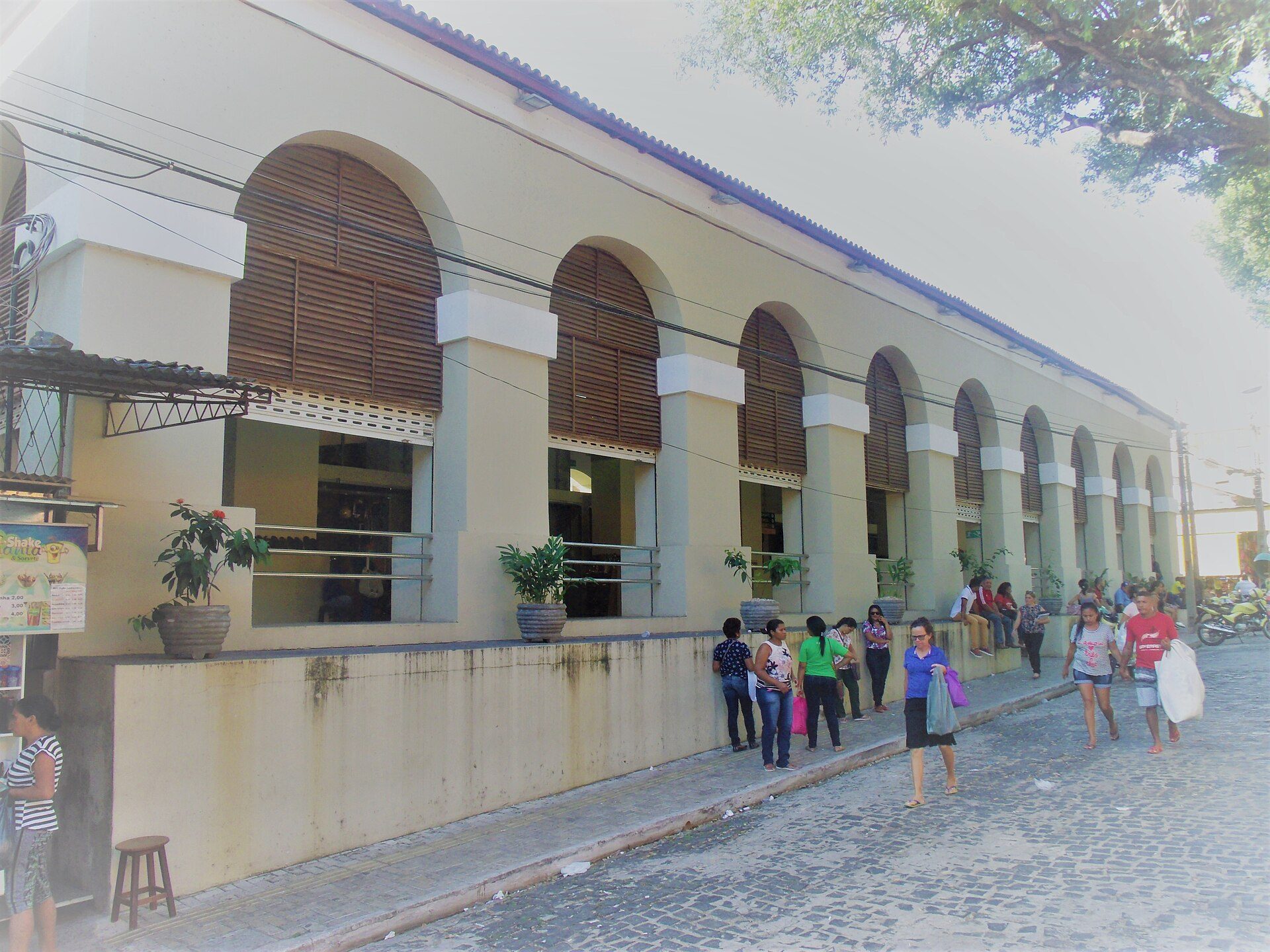 Shopping scene in Teresina