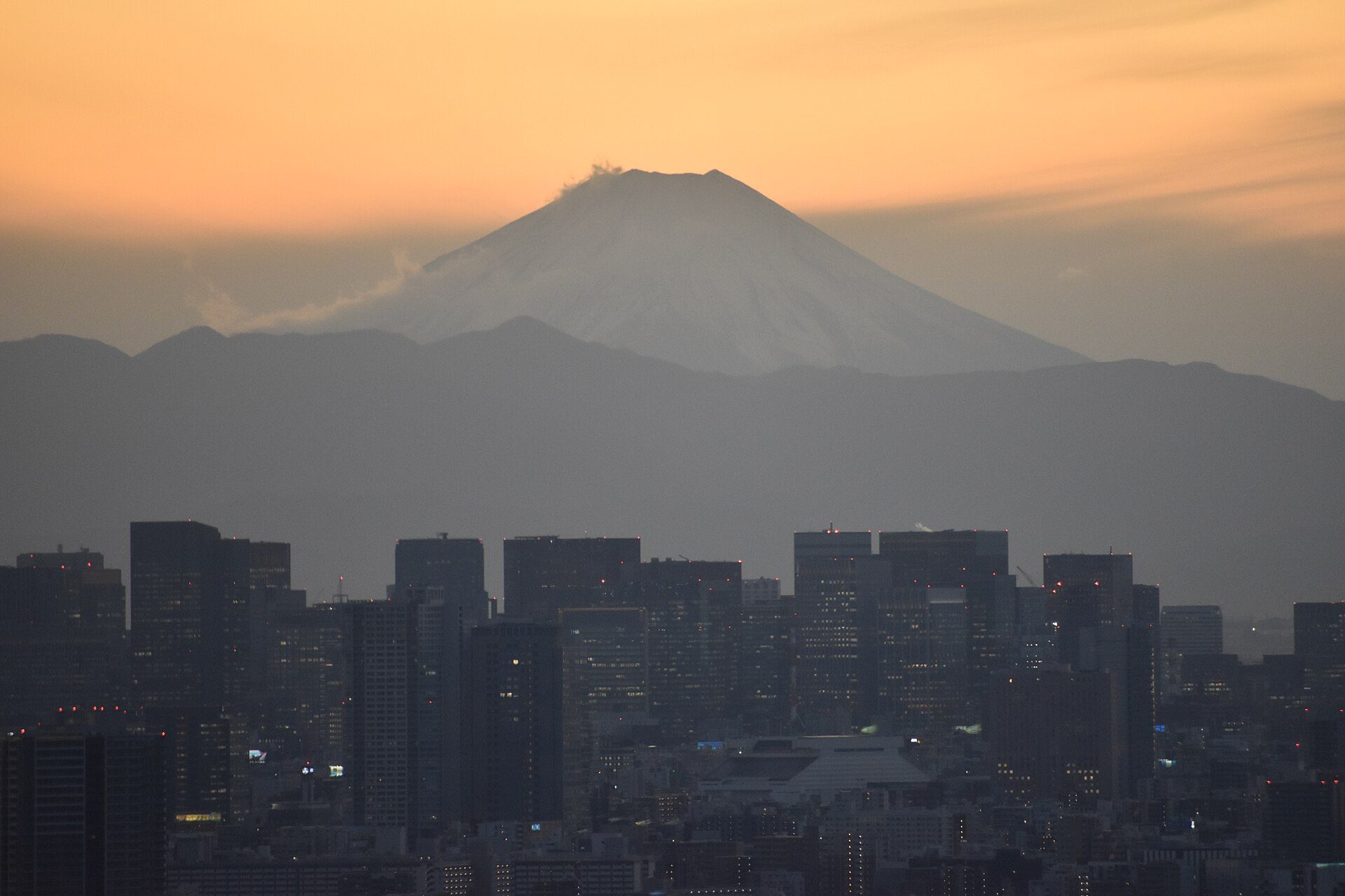 Transit scene in Tokyo