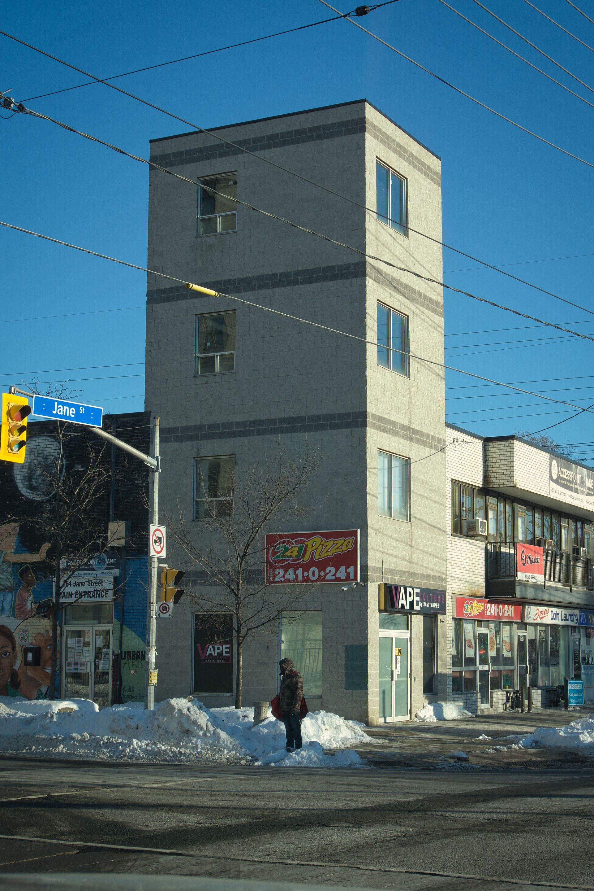 Shopping street scene in Toronto