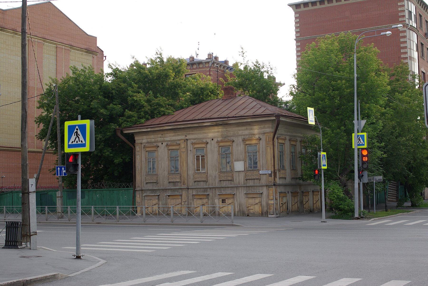Tyumen street and city route