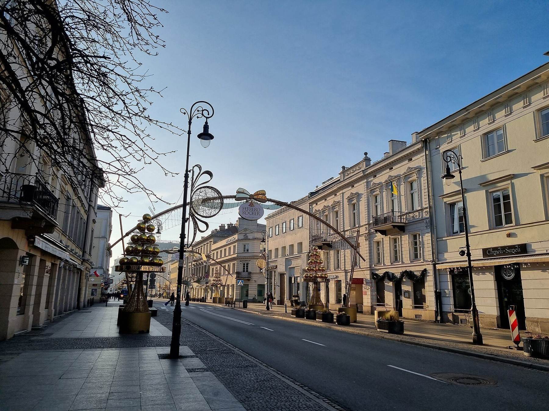 Shopping boulevard in Warsaw