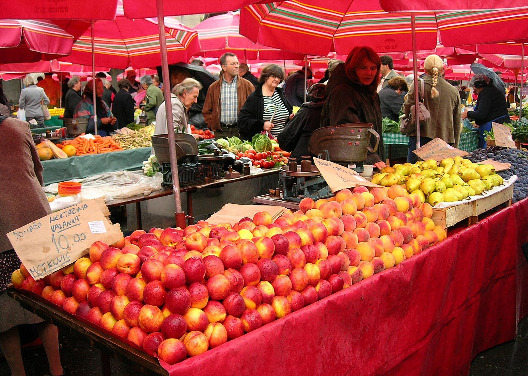 Shopping scene in Zagreb