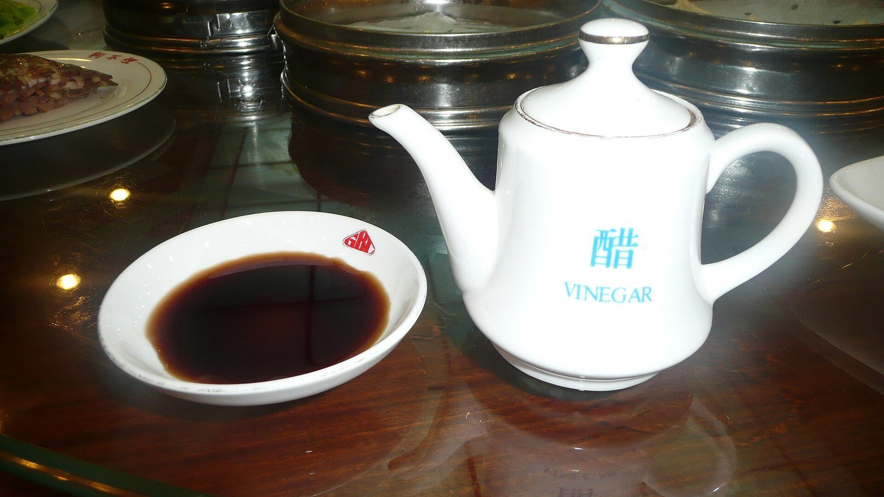 Restaurant scene in Zhenjiang