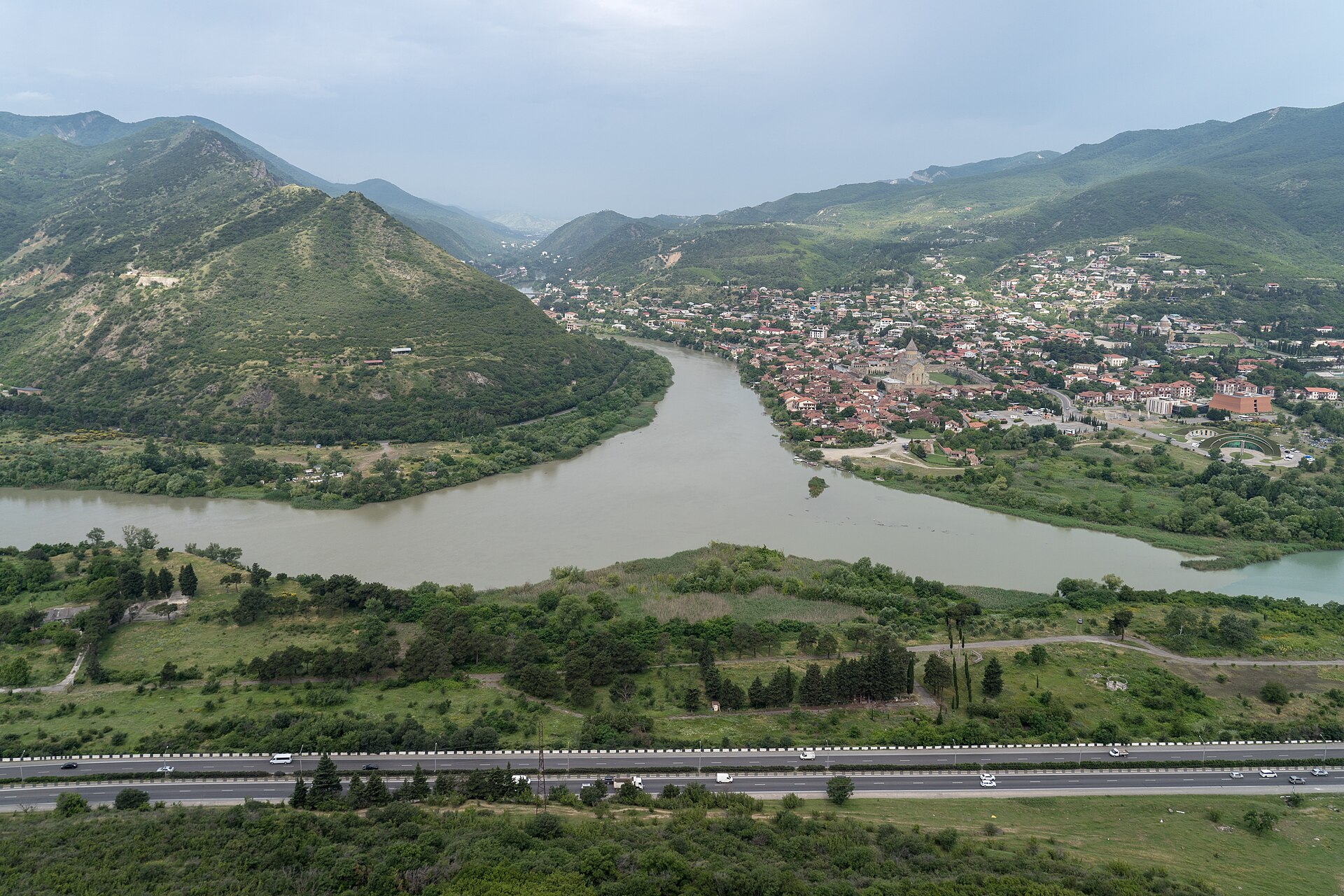 Мцхета у слияния Куры и Арагви
